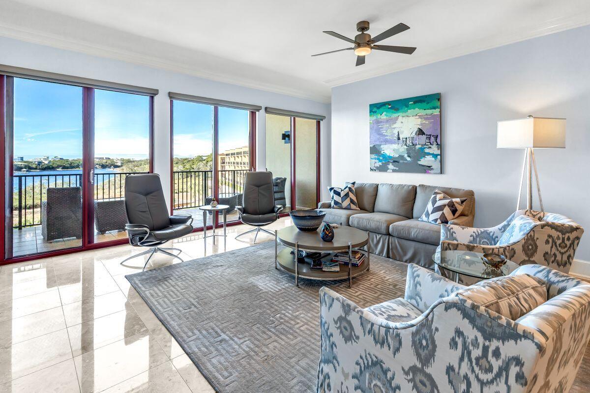 1363 W County Highway 30A Unit: 3113