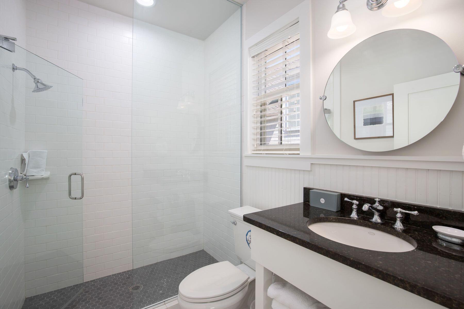 261 Salt Box Lane