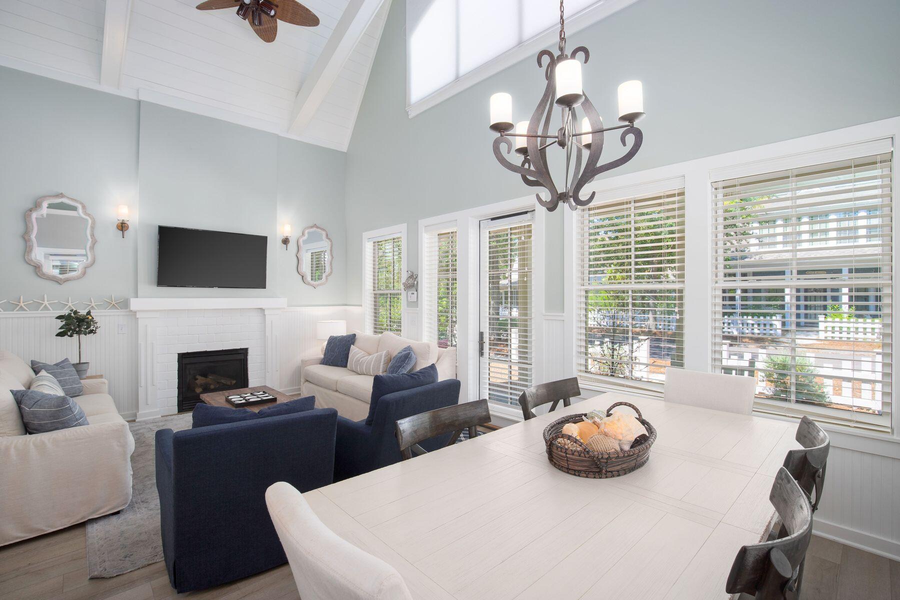 261 Salt Box Lane
