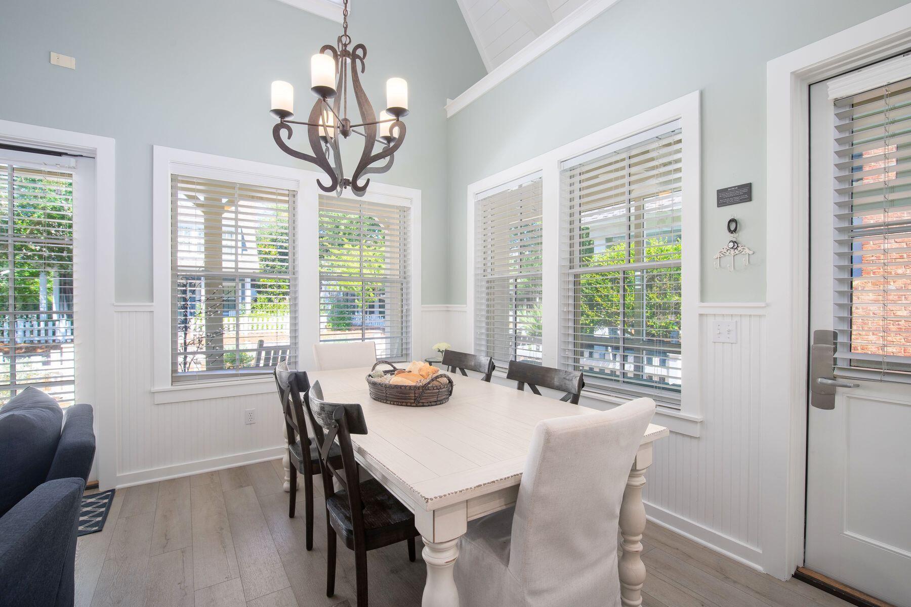 261 Salt Box Lane
