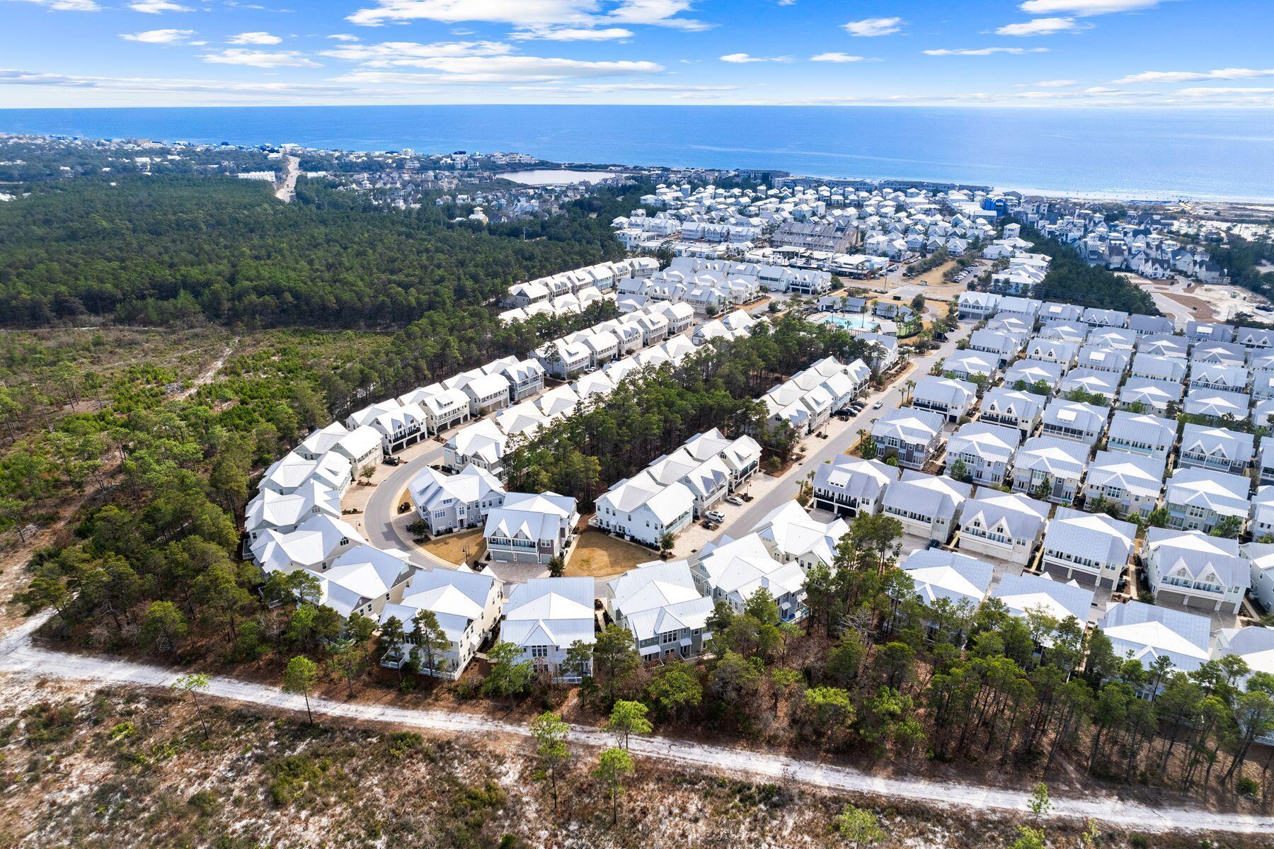 125 W Pine Lands Loop, C