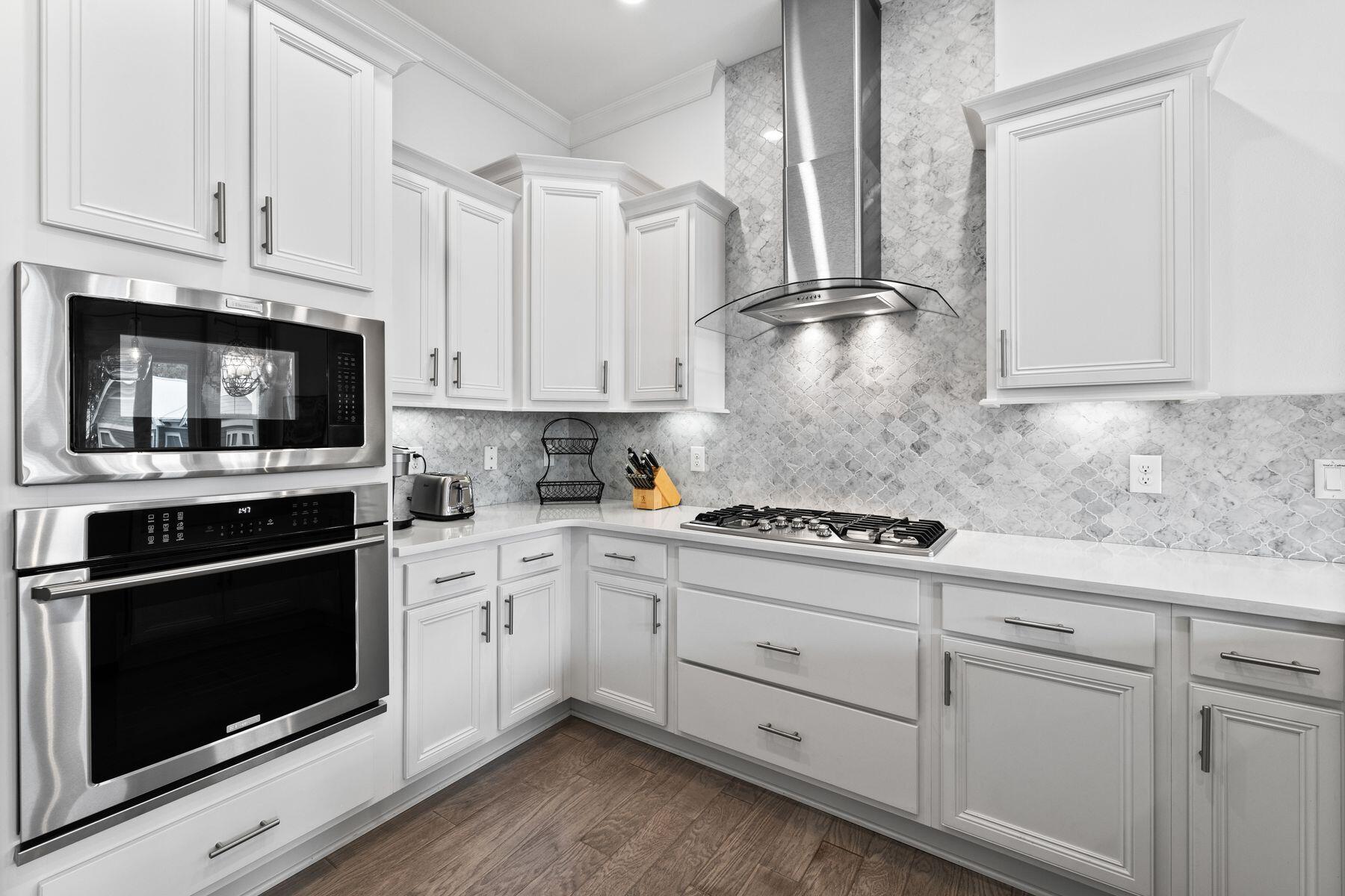125 W Pine Lands Loop, C