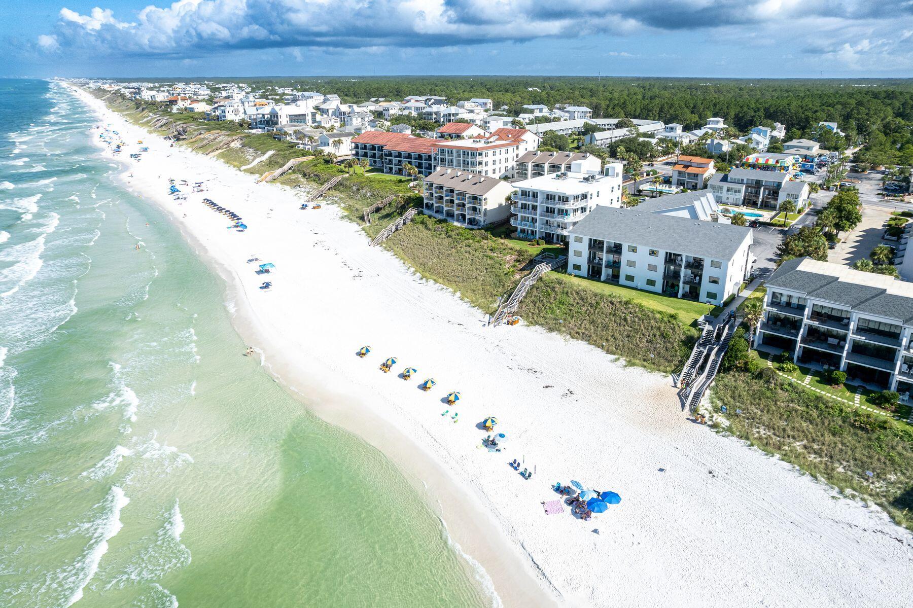 3692 E County Highway 30A, Unit 16