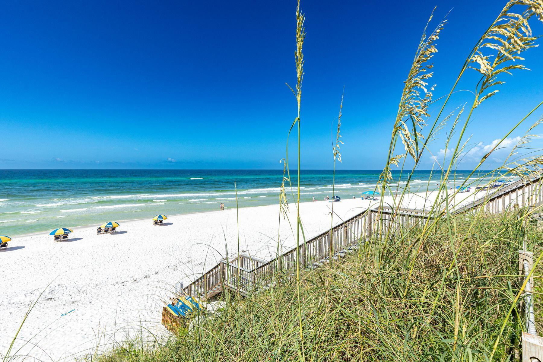 3692 E County Highway 30A, Unit 16