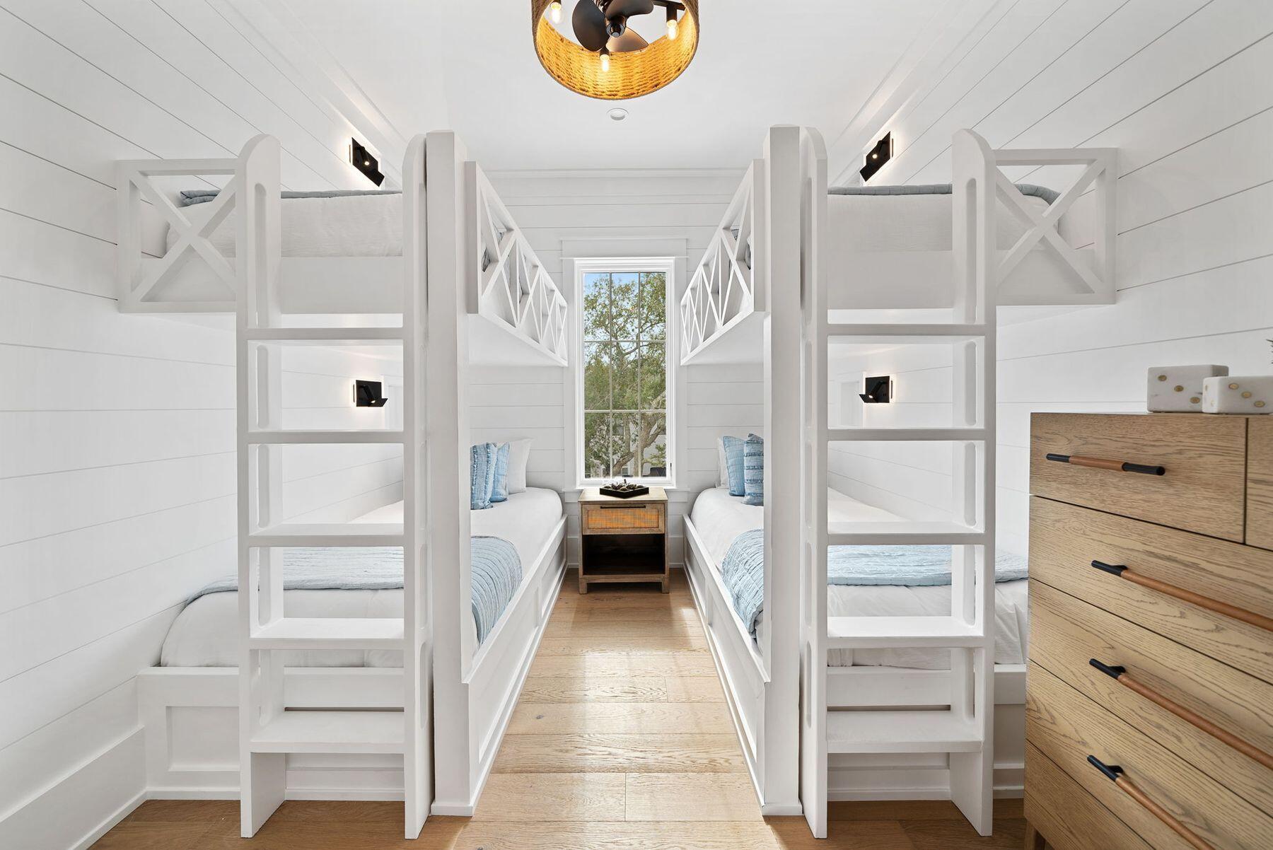 2900 S County Hwy 395