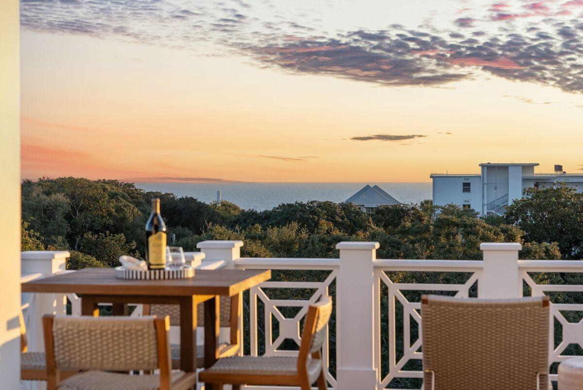 2900 S County Hwy 395