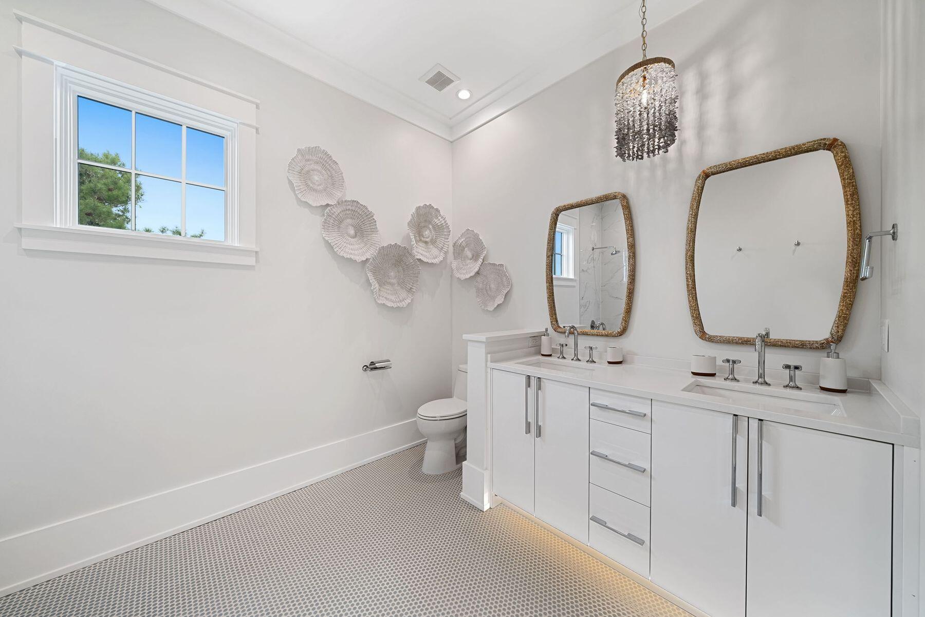 2900 S County Hwy 395