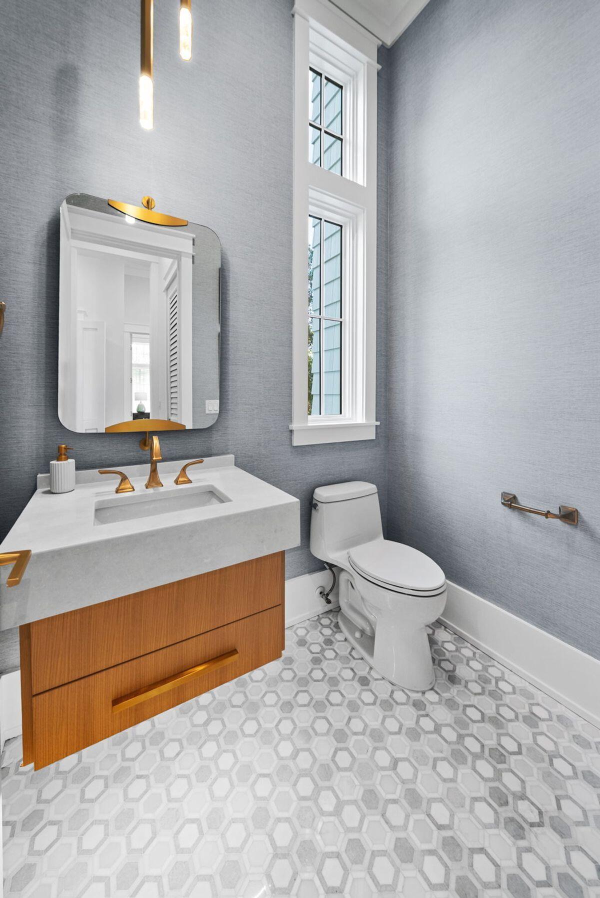 2900 S County Hwy 395