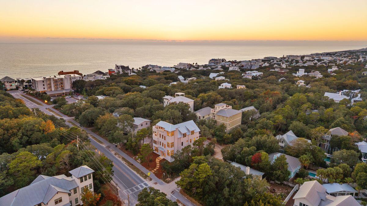 2900 S County Highway 395