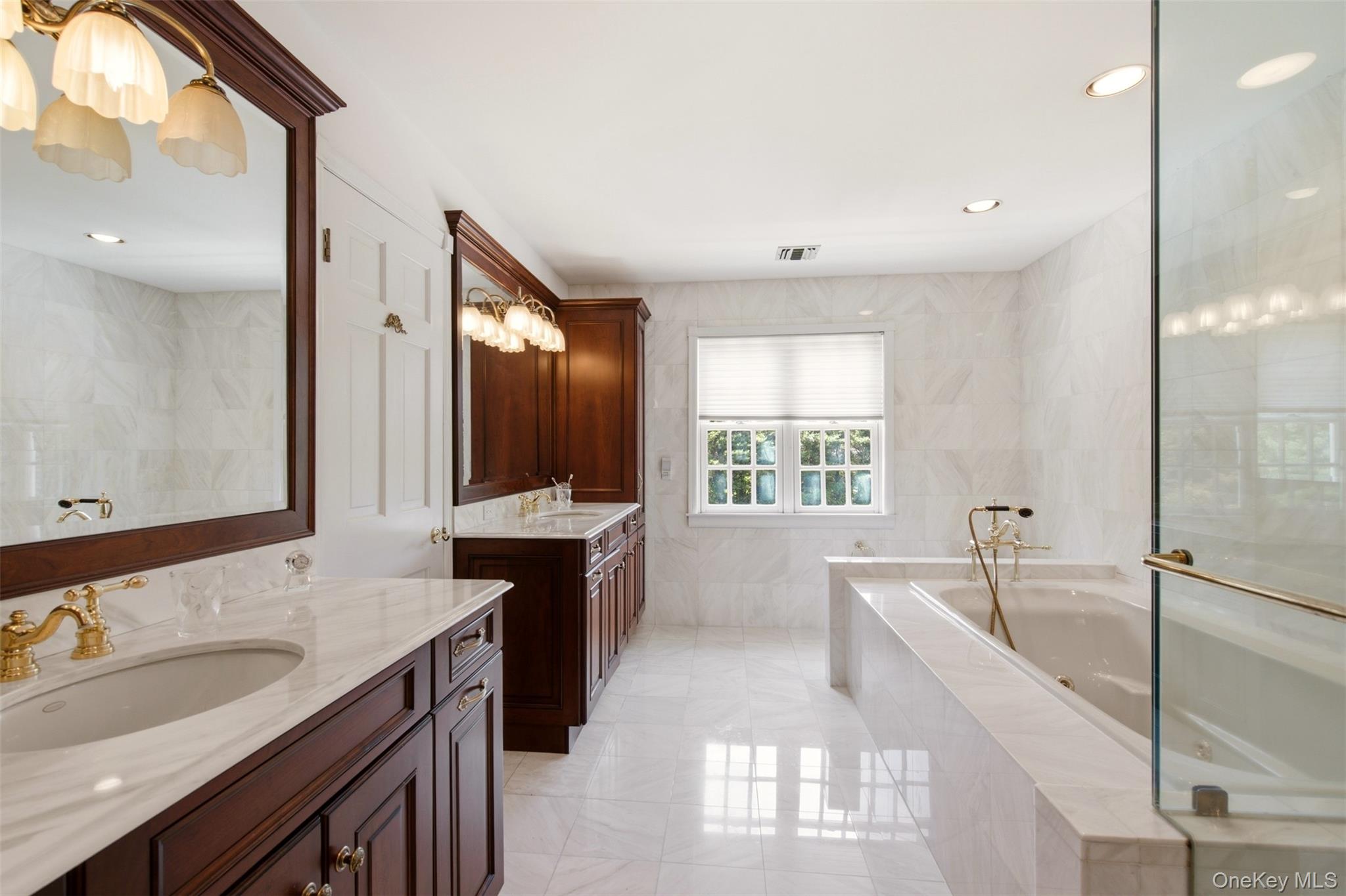 61 Linden Lane