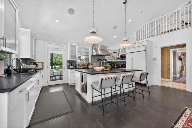 343 Chicken Valley Road