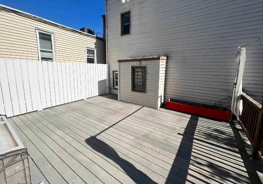 119 BRUNSWICK ST Unit: 2