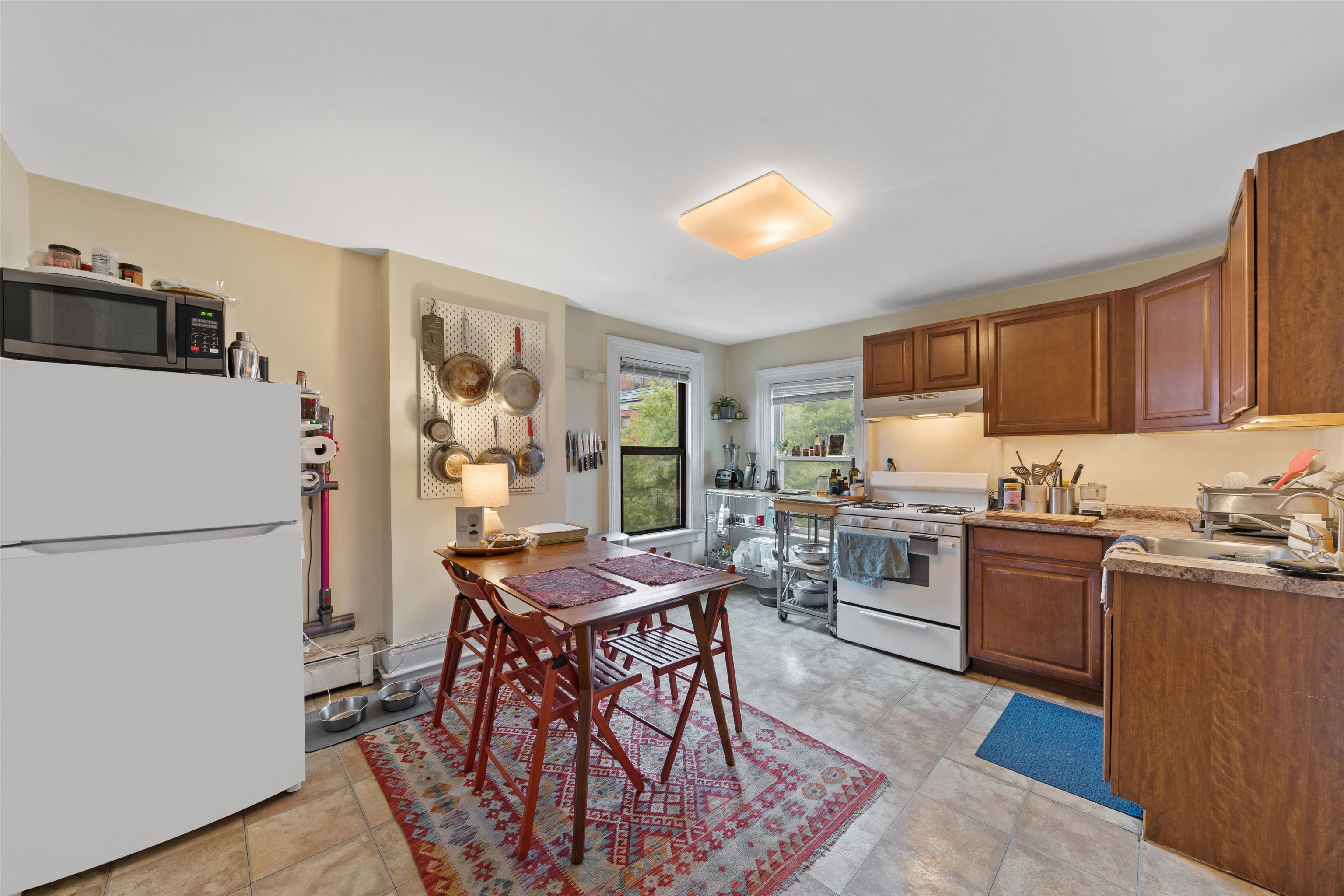 138 WAYNE ST Unit: 3