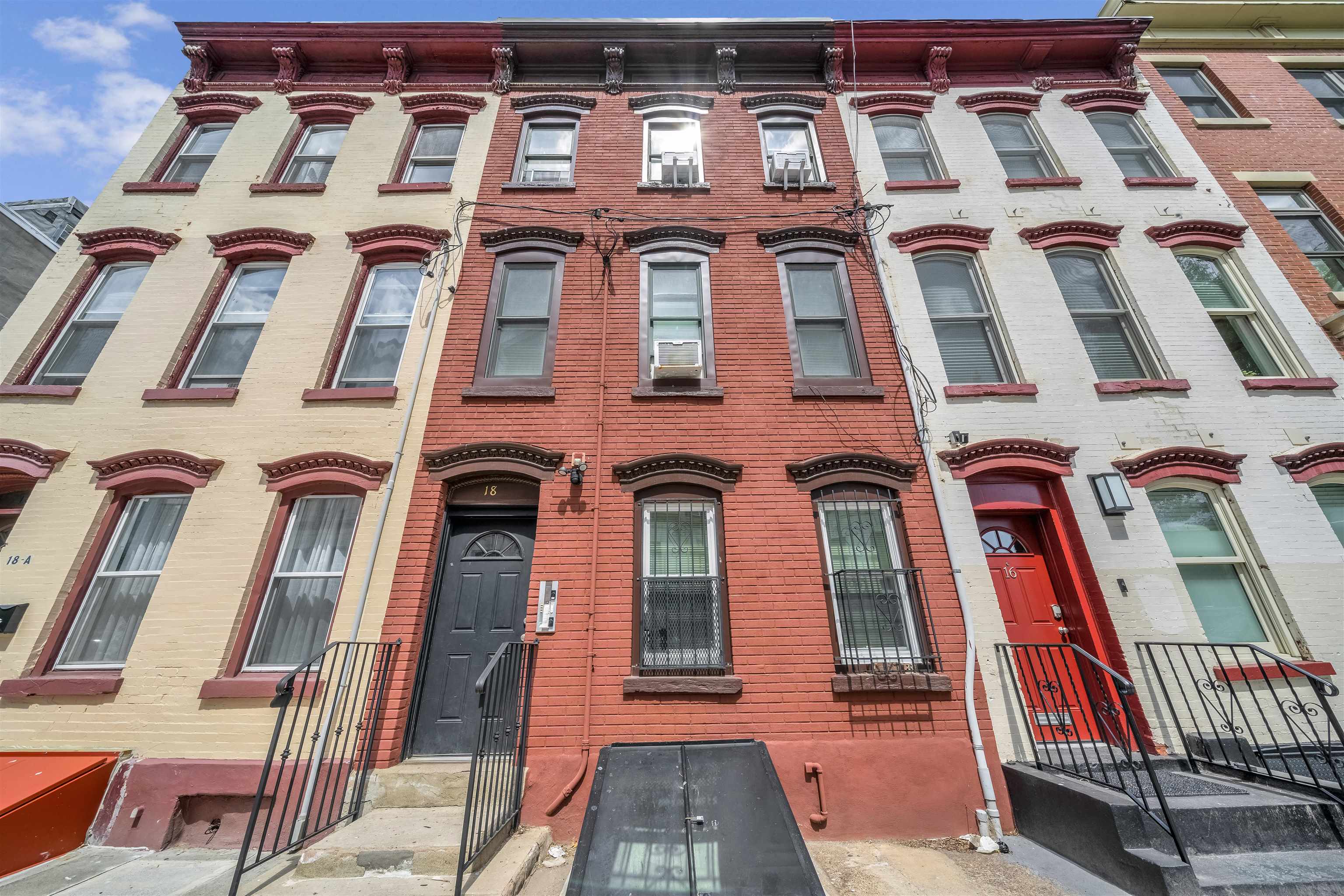 18 MERCER ST Unit: 1