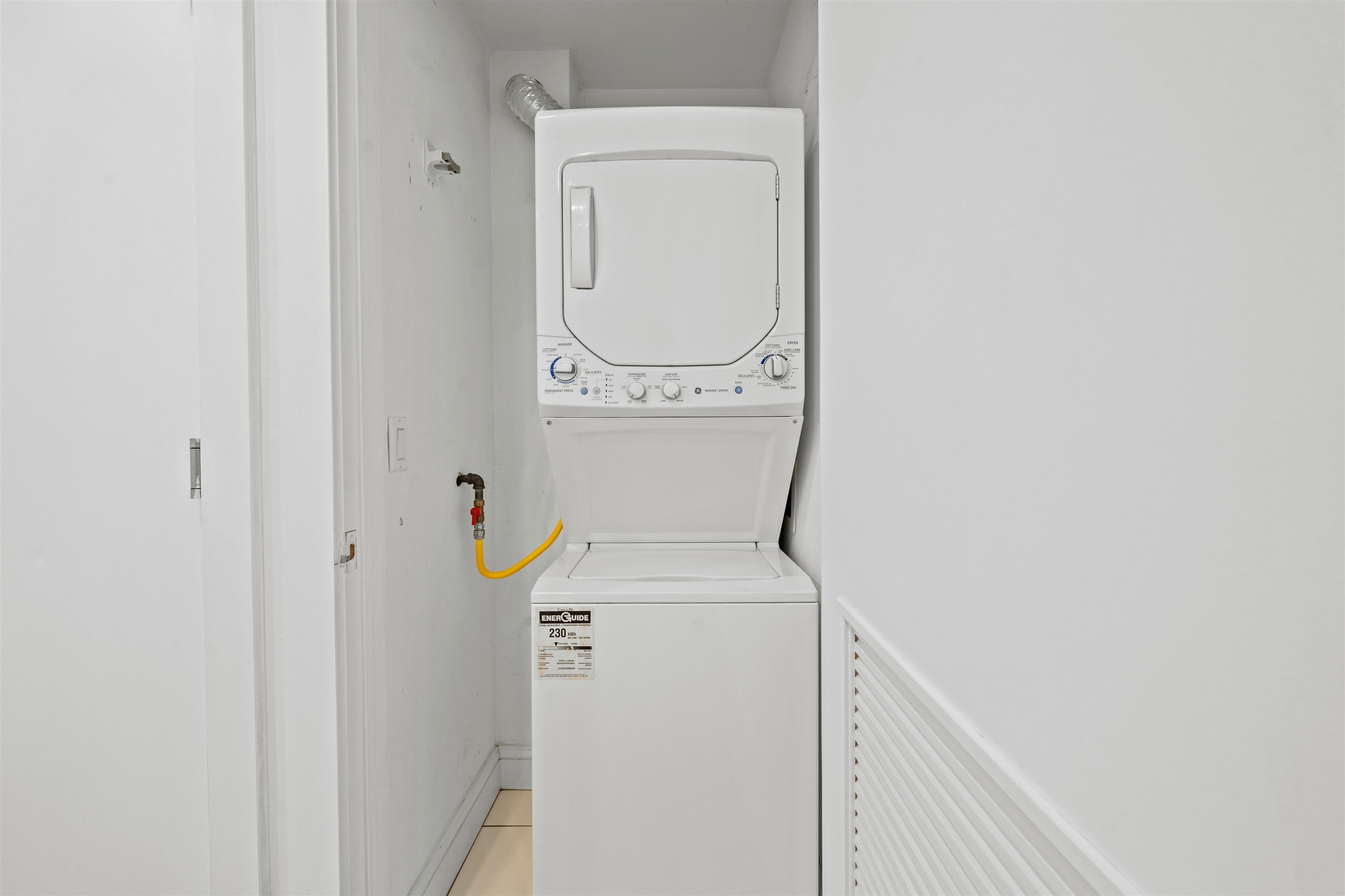 342 7TH ST Unit: 2R