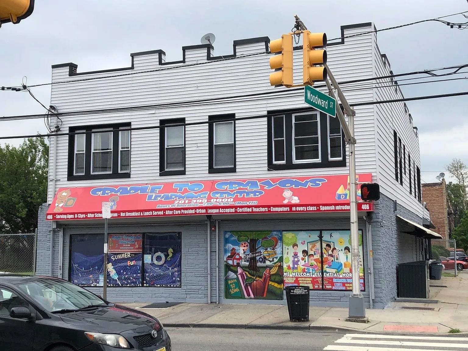 406 COMMUNIPAW AVE Unit: 1