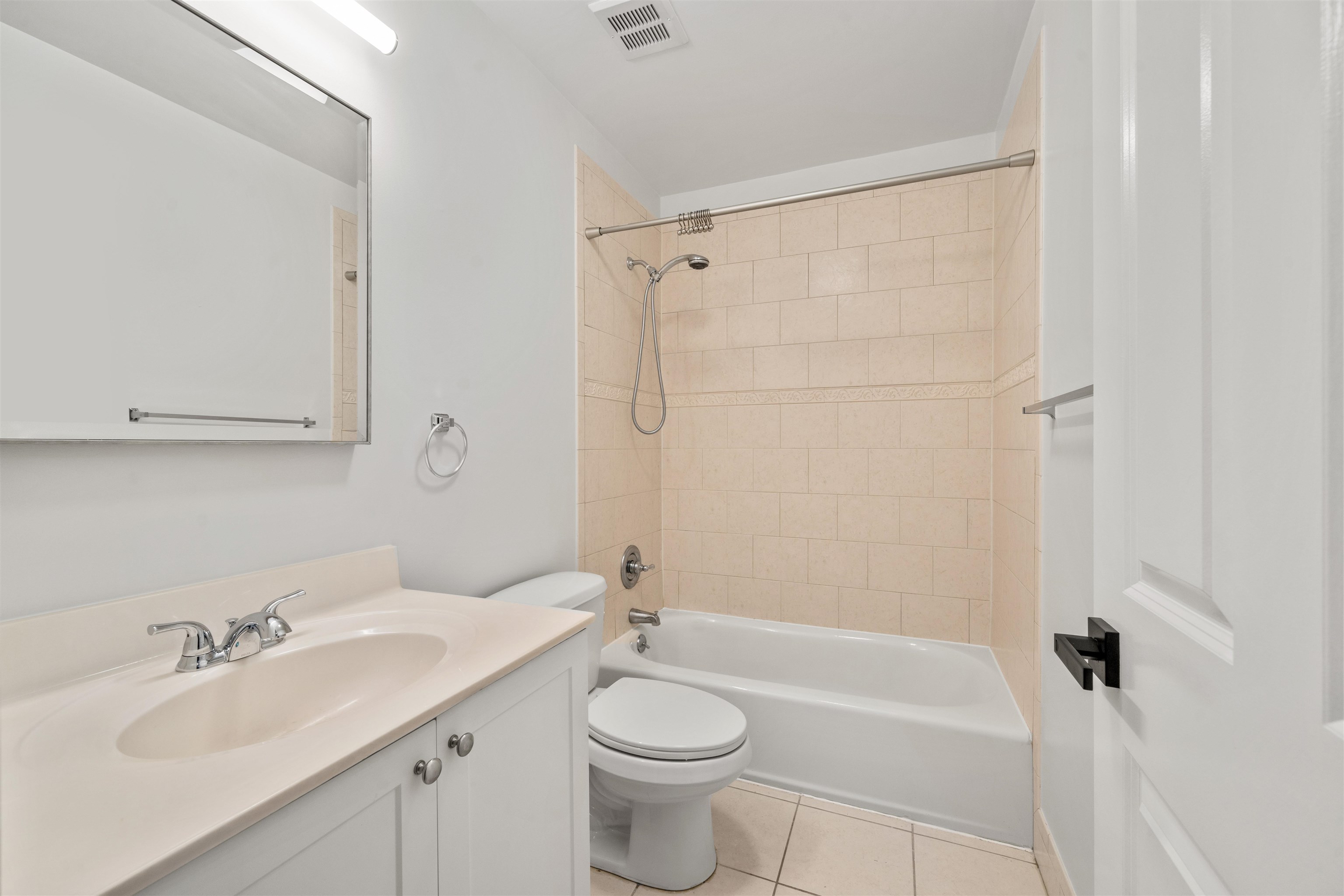 287 GRAND ST Unit: 1