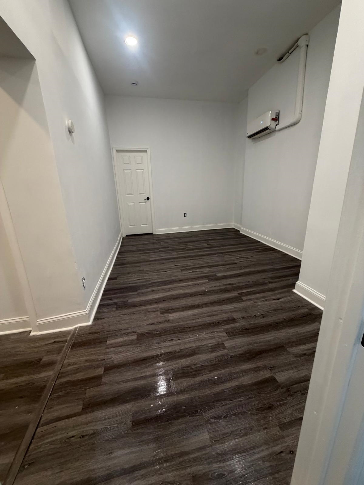 406 COMMUNIPAW AVE Unit: 4