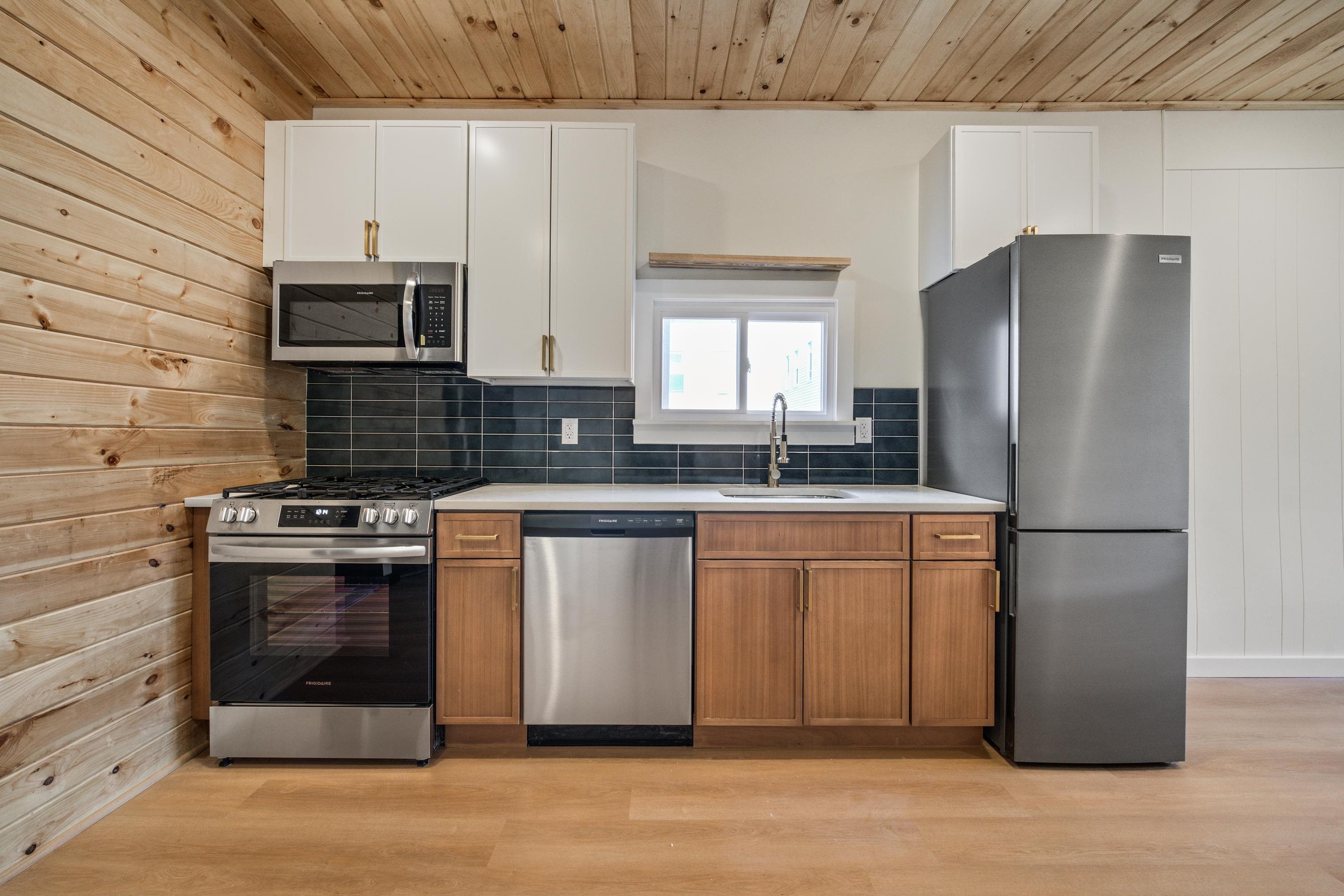 370 LIBERTY AVE Unit: 1F