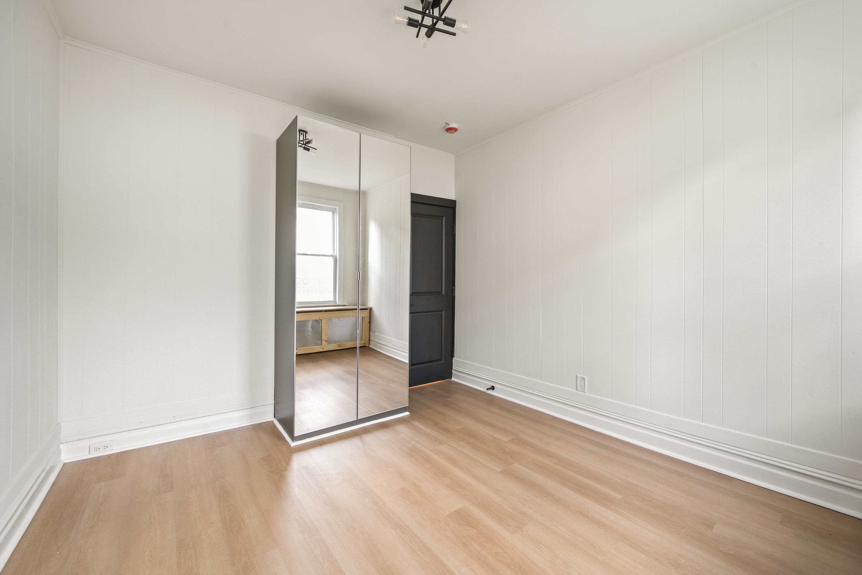 370 LIBERTY AVE Unit: 1F