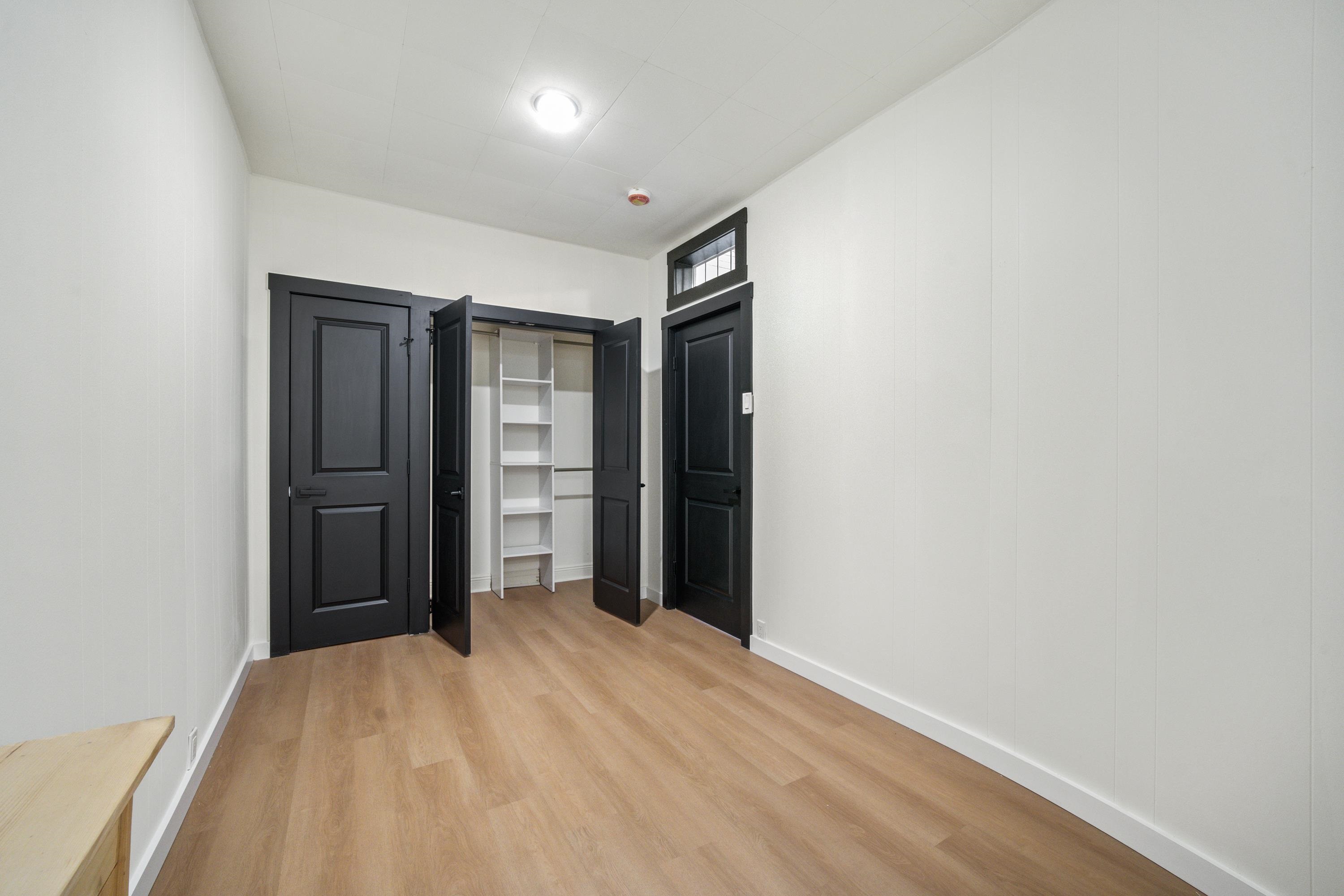 370 LIBERTY AVE Unit: 2F