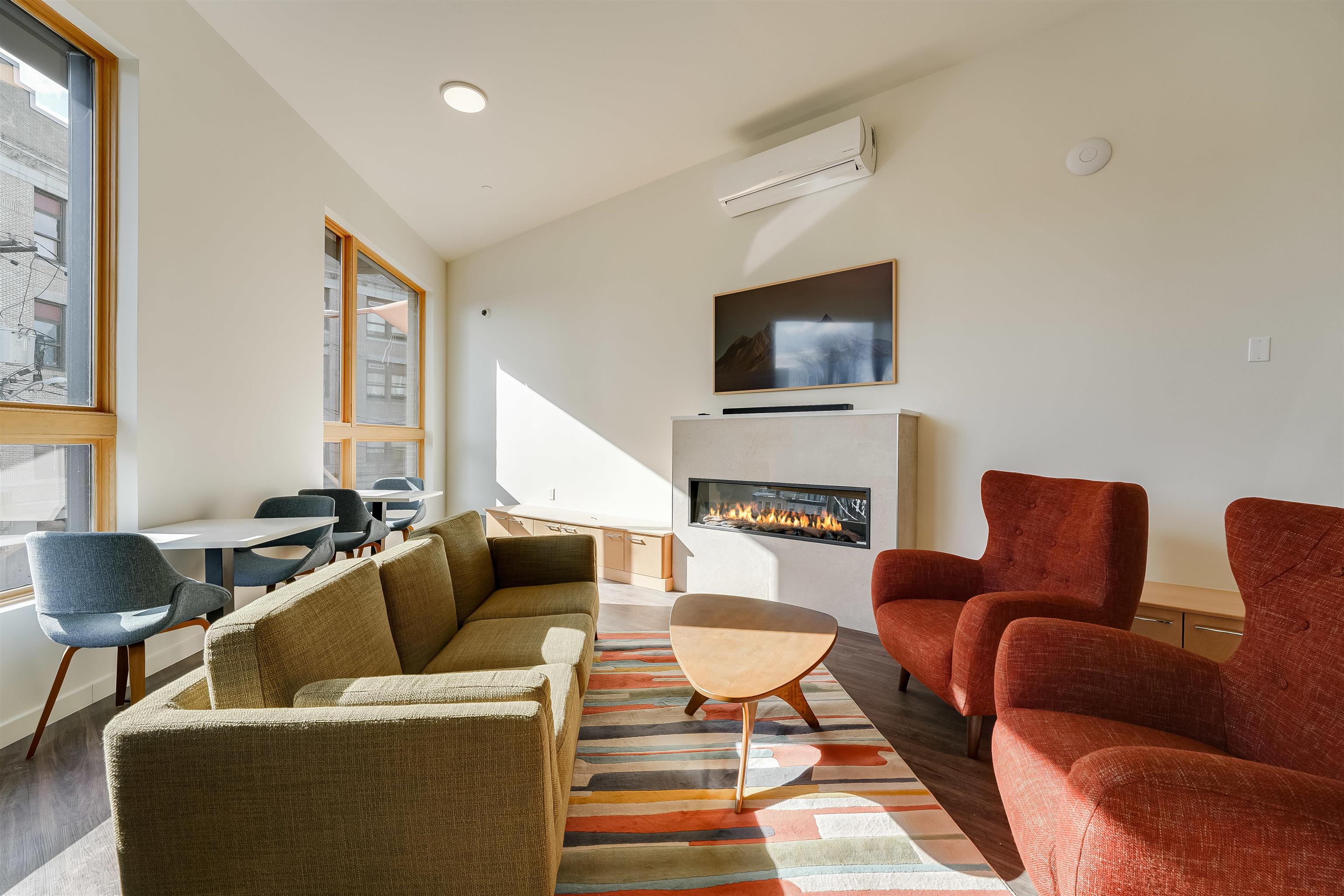 333 NEWARK AVE Unit: 401