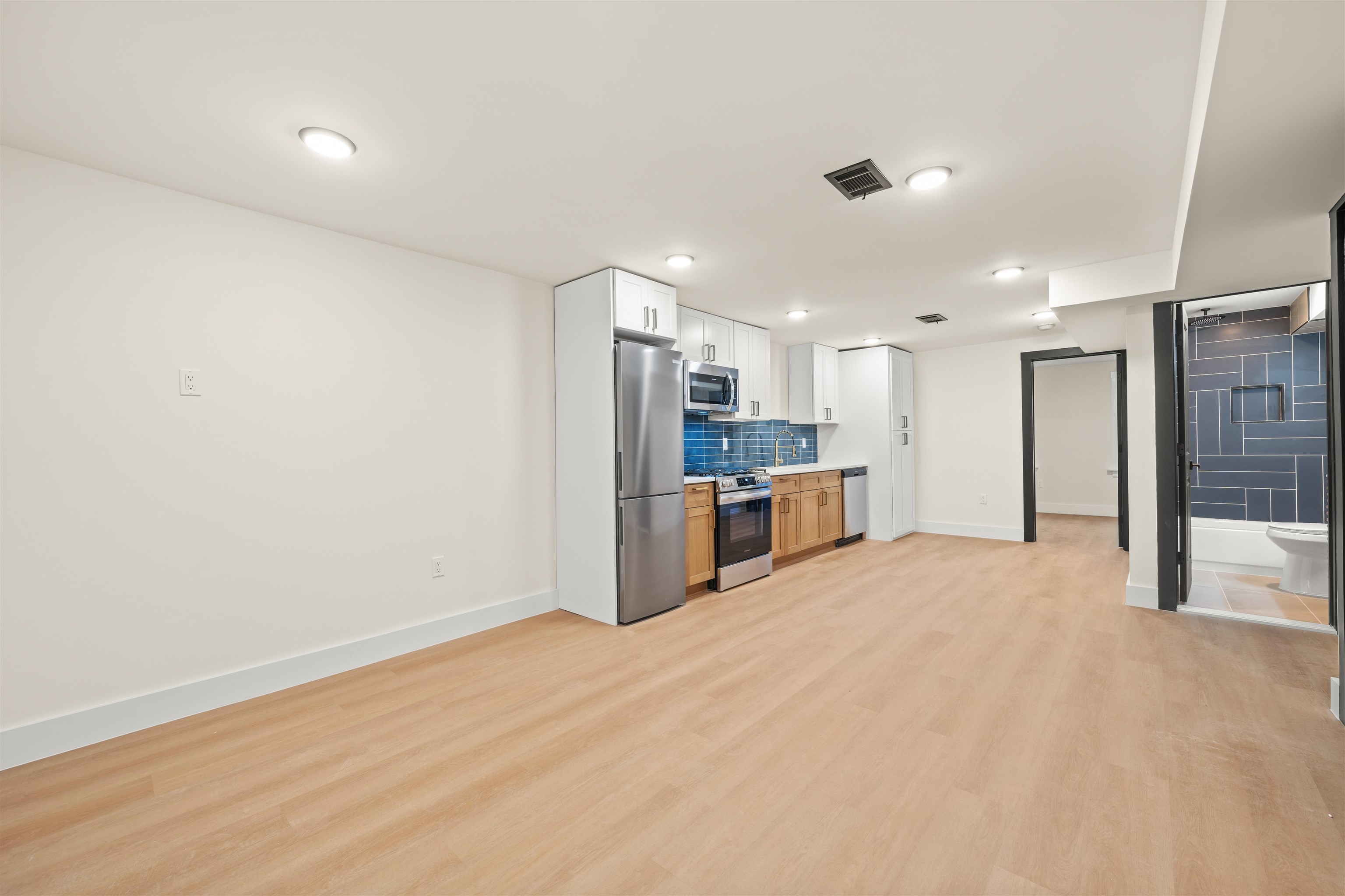 14 WESTERVELT PL Unit: 2