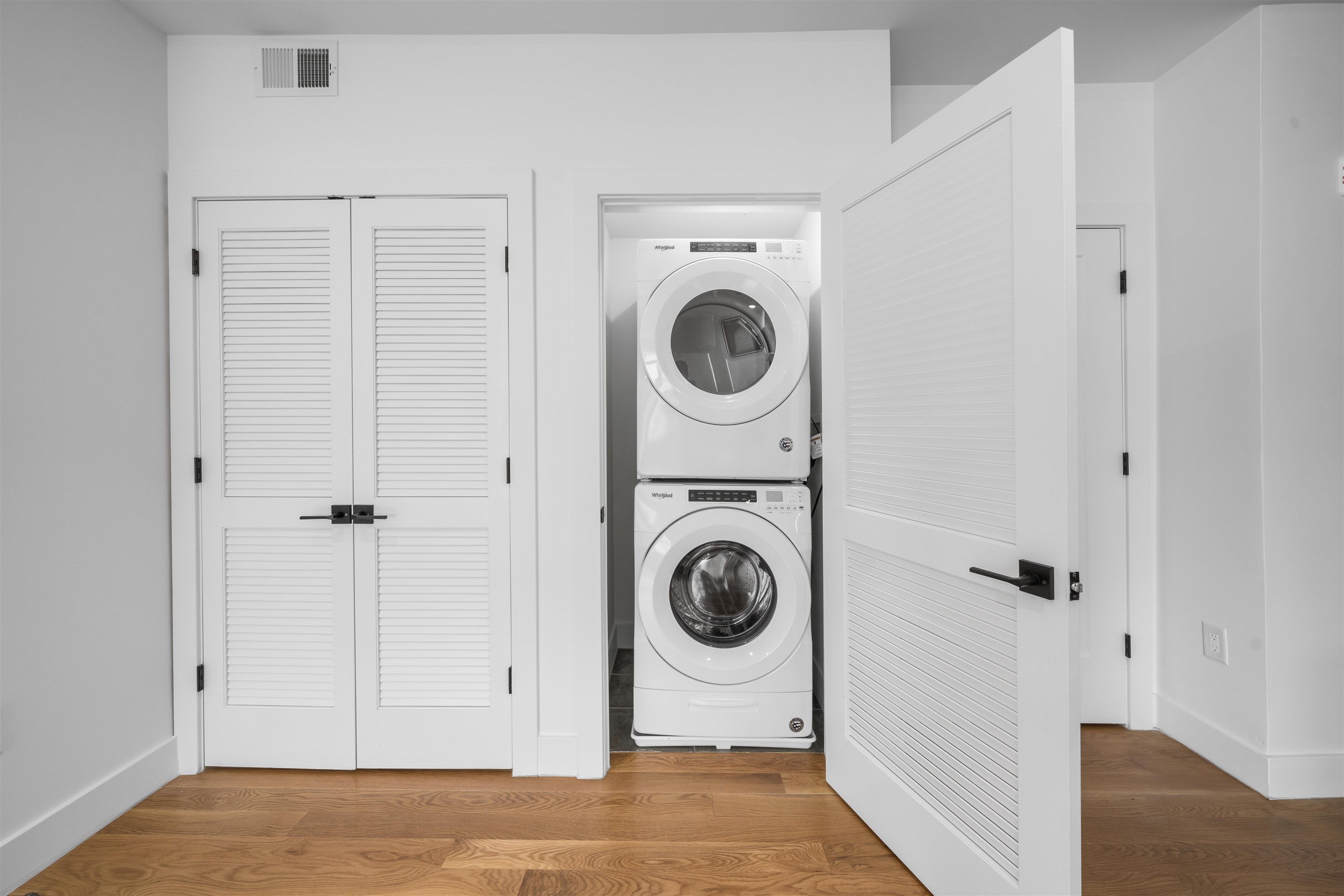 47 HANCOCK AVE Unit: 201