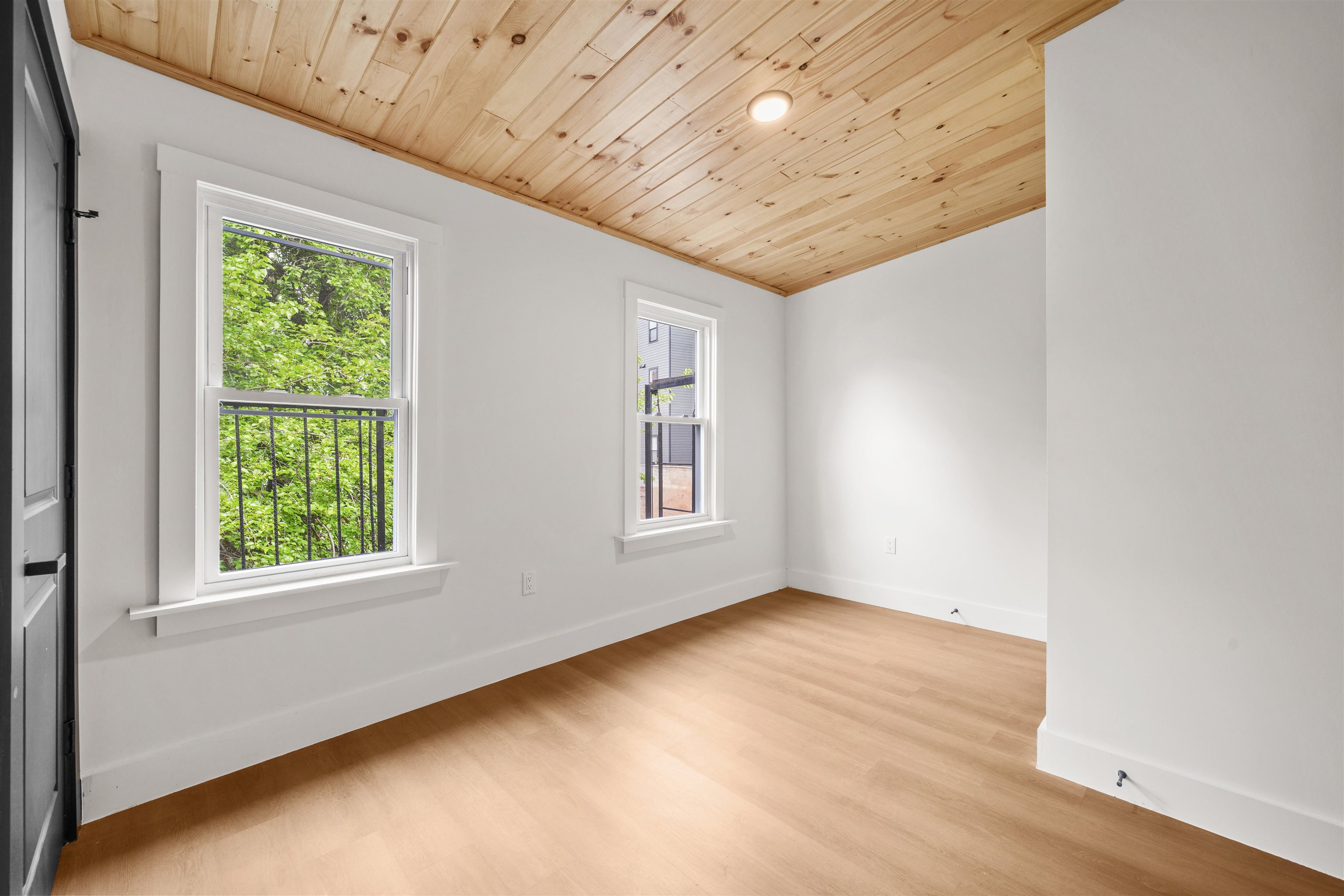 14 WESTERVELT PL Unit: 3