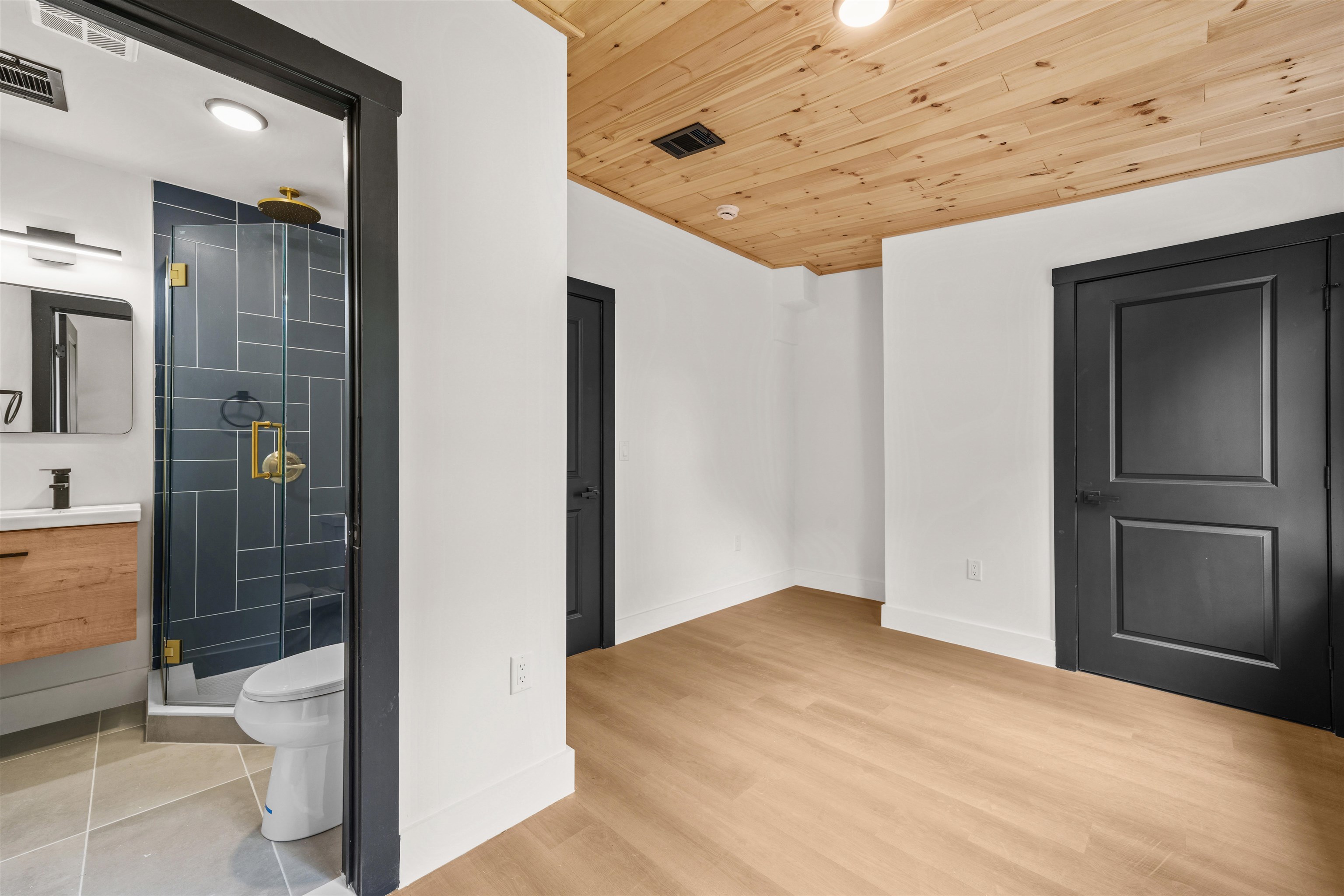 14 WESTERVELT PL Unit: 3