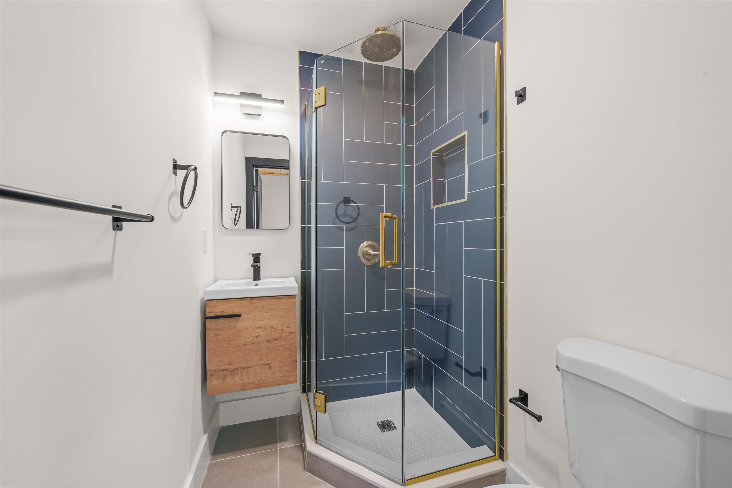14 WESTERVELT PL Unit: 3
