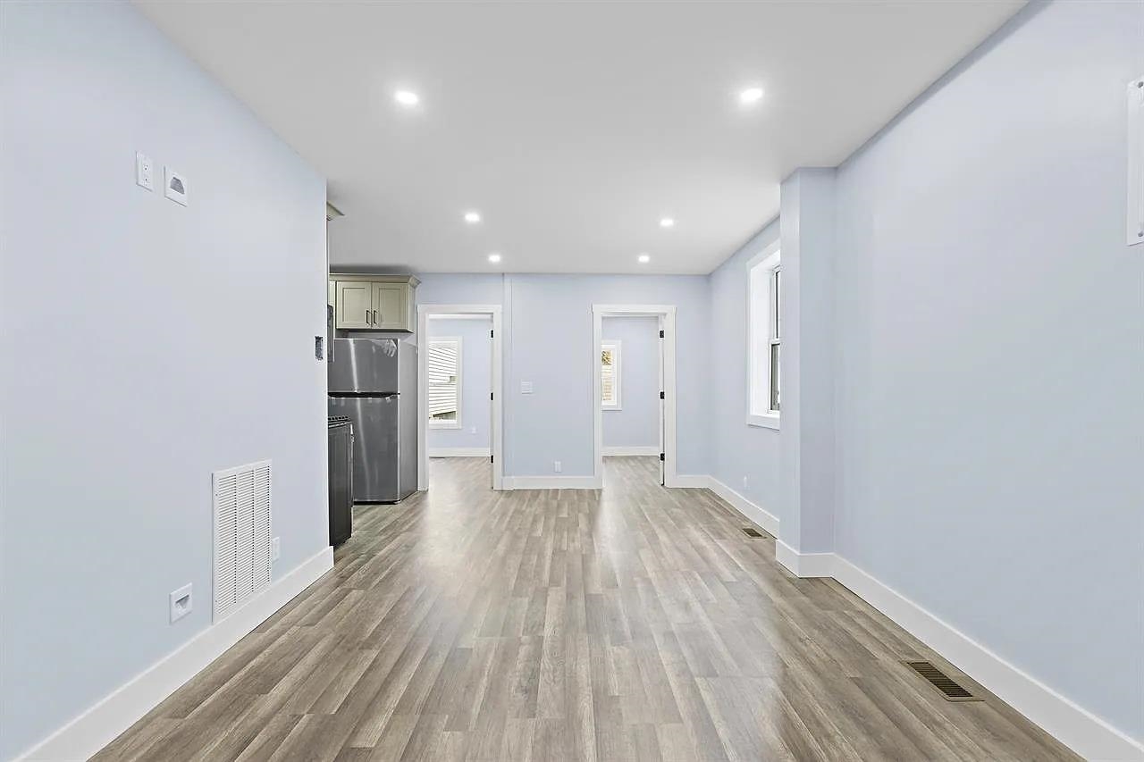 392 PALISADE AVE Unit: 2
