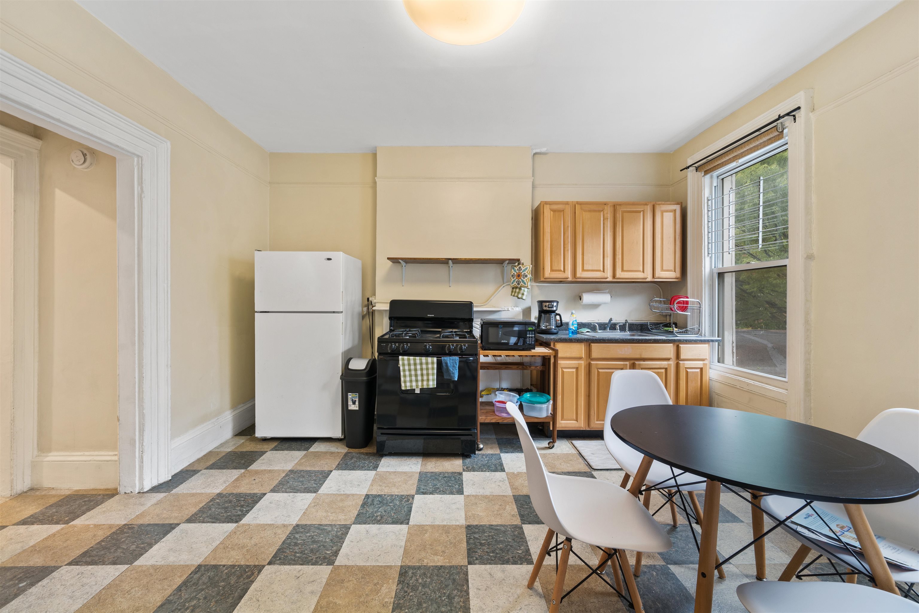 138 WAYNE ST Unit: 2