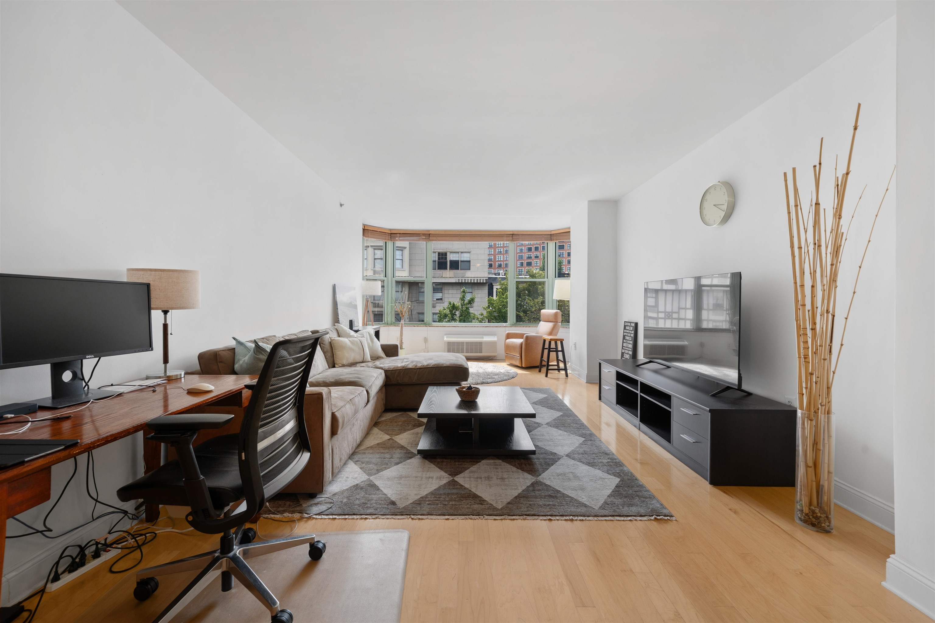 10 REGENT ST Unit: 408