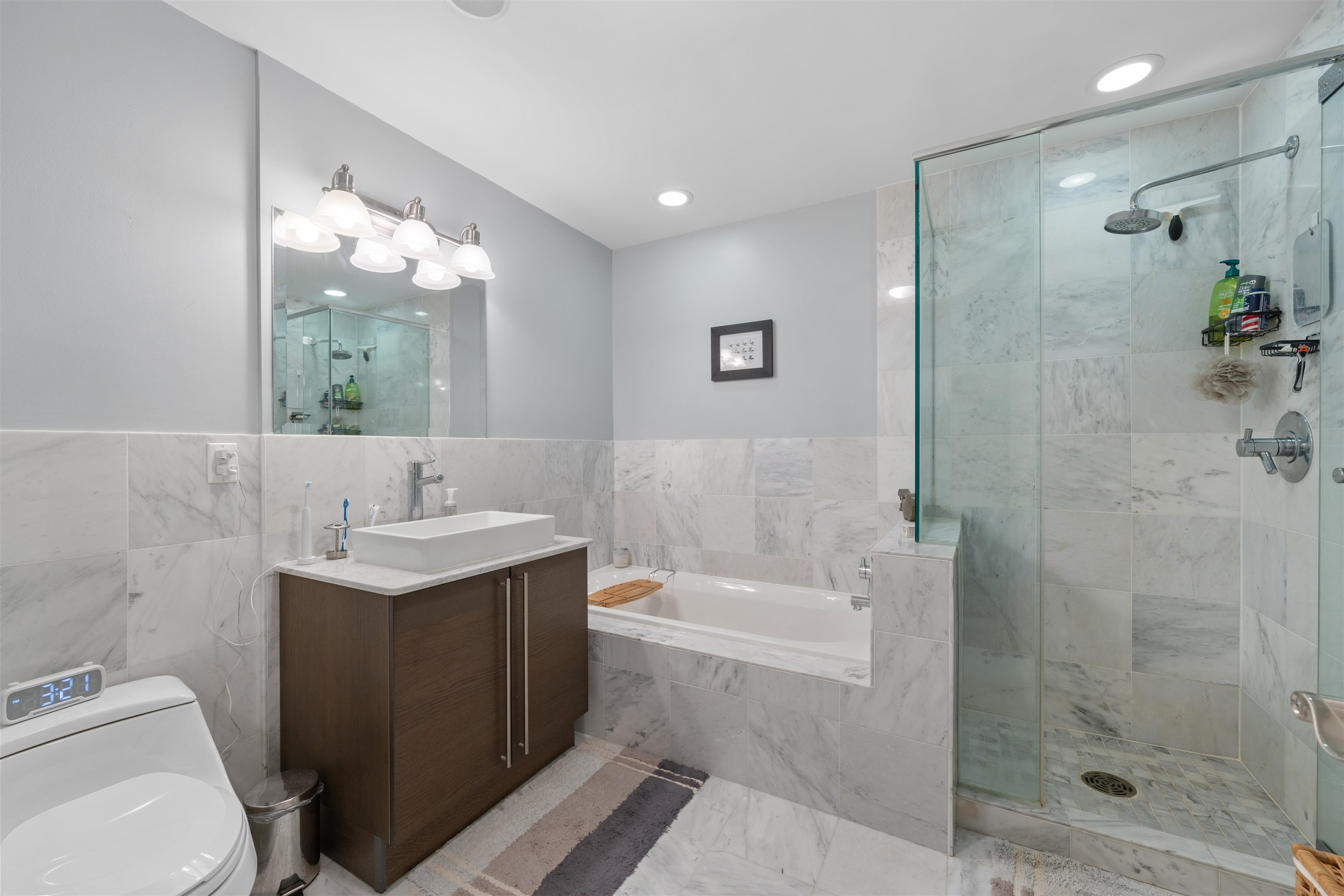 10 REGENT ST Unit: 408