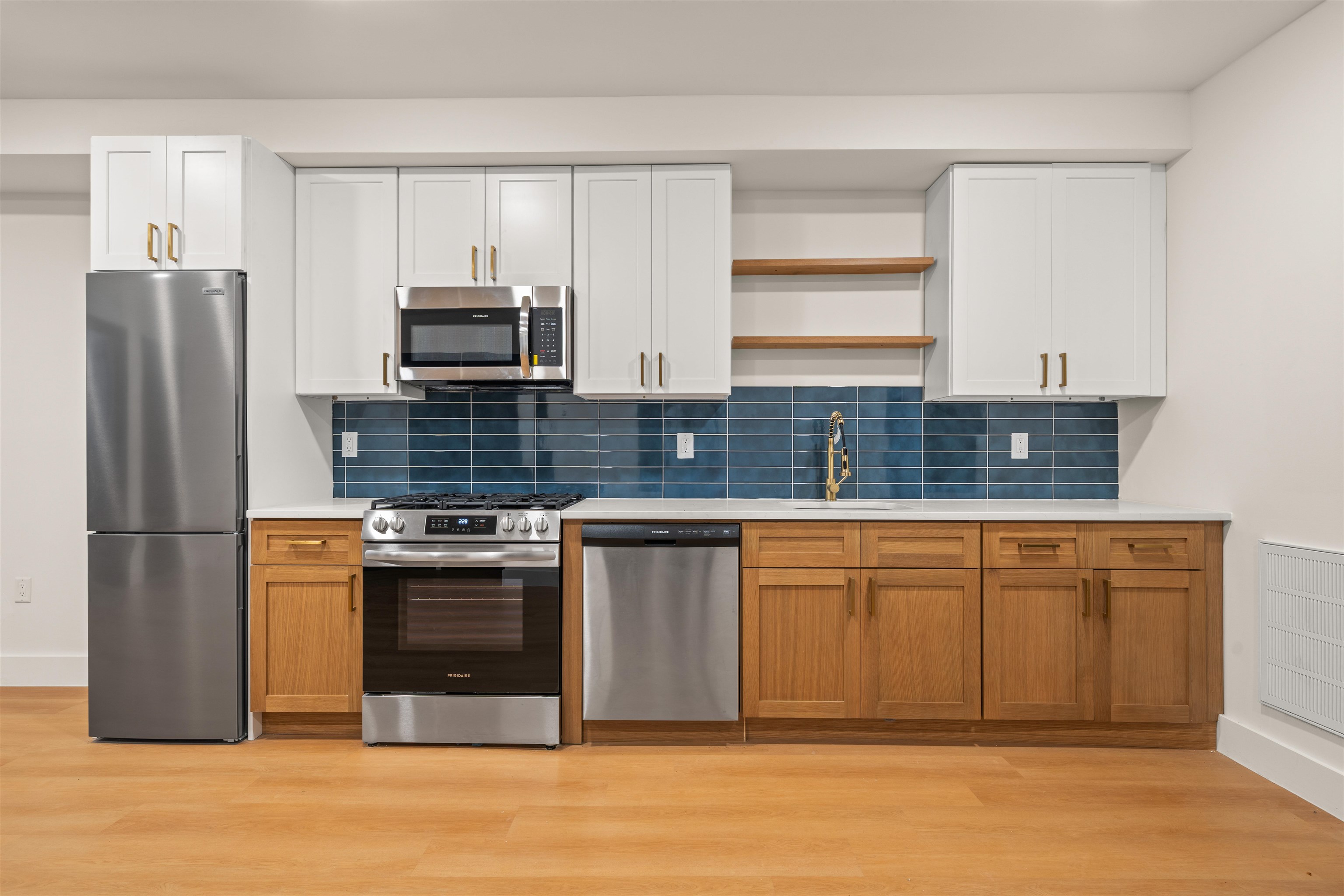 14 WESTERVELT PL Unit: 1