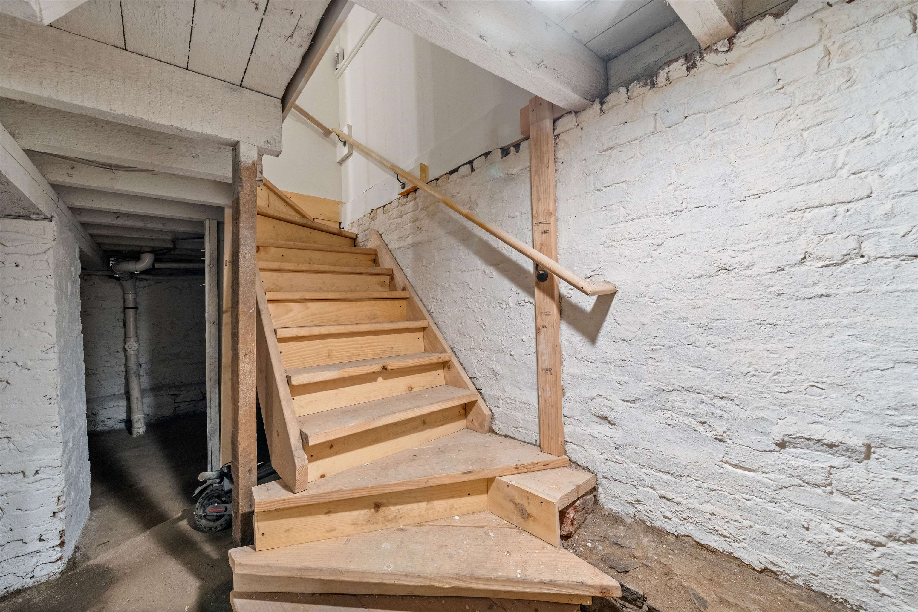 14 WESTERVELT PL Unit: 1
