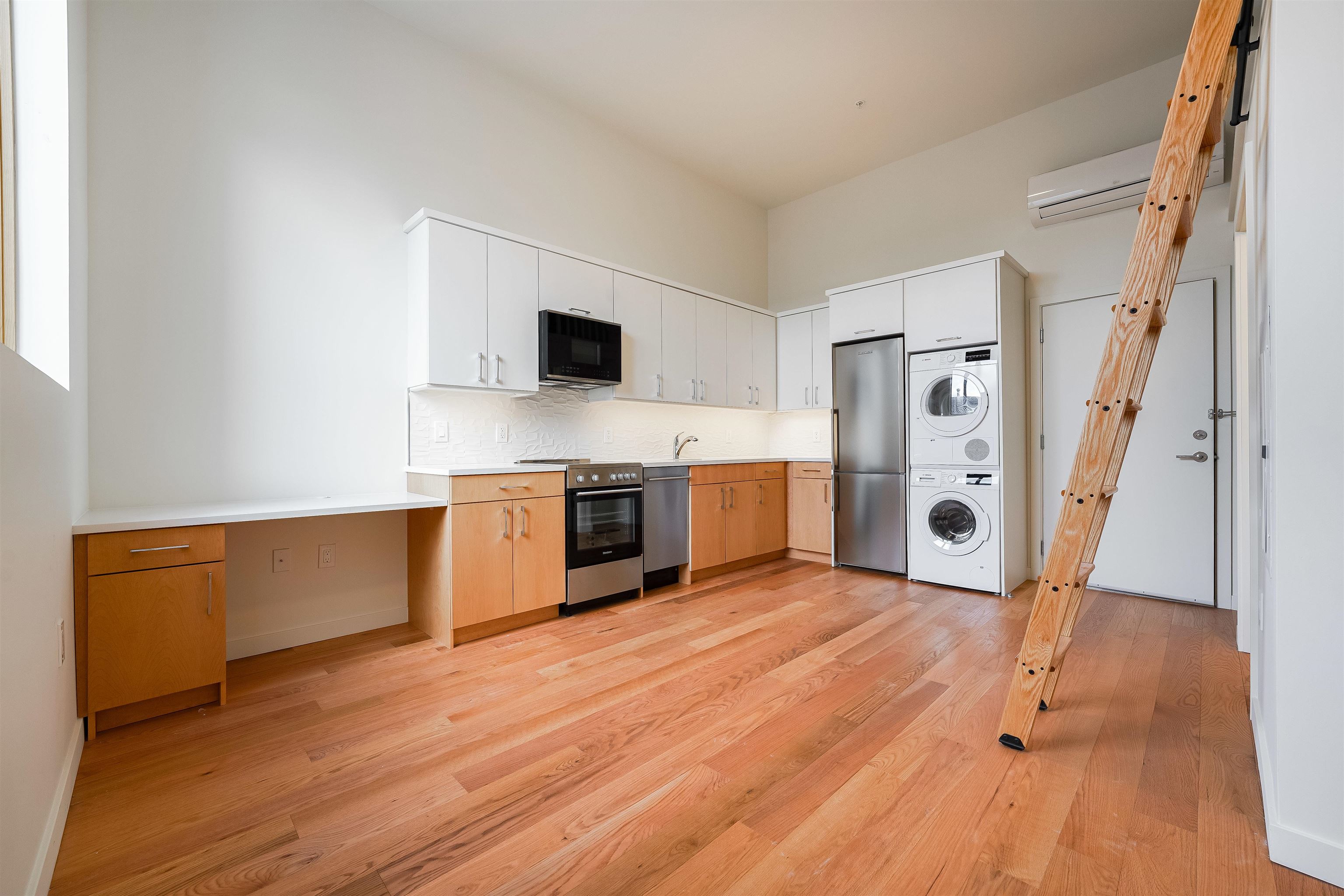 333 NEWARK AVE Unit: 306