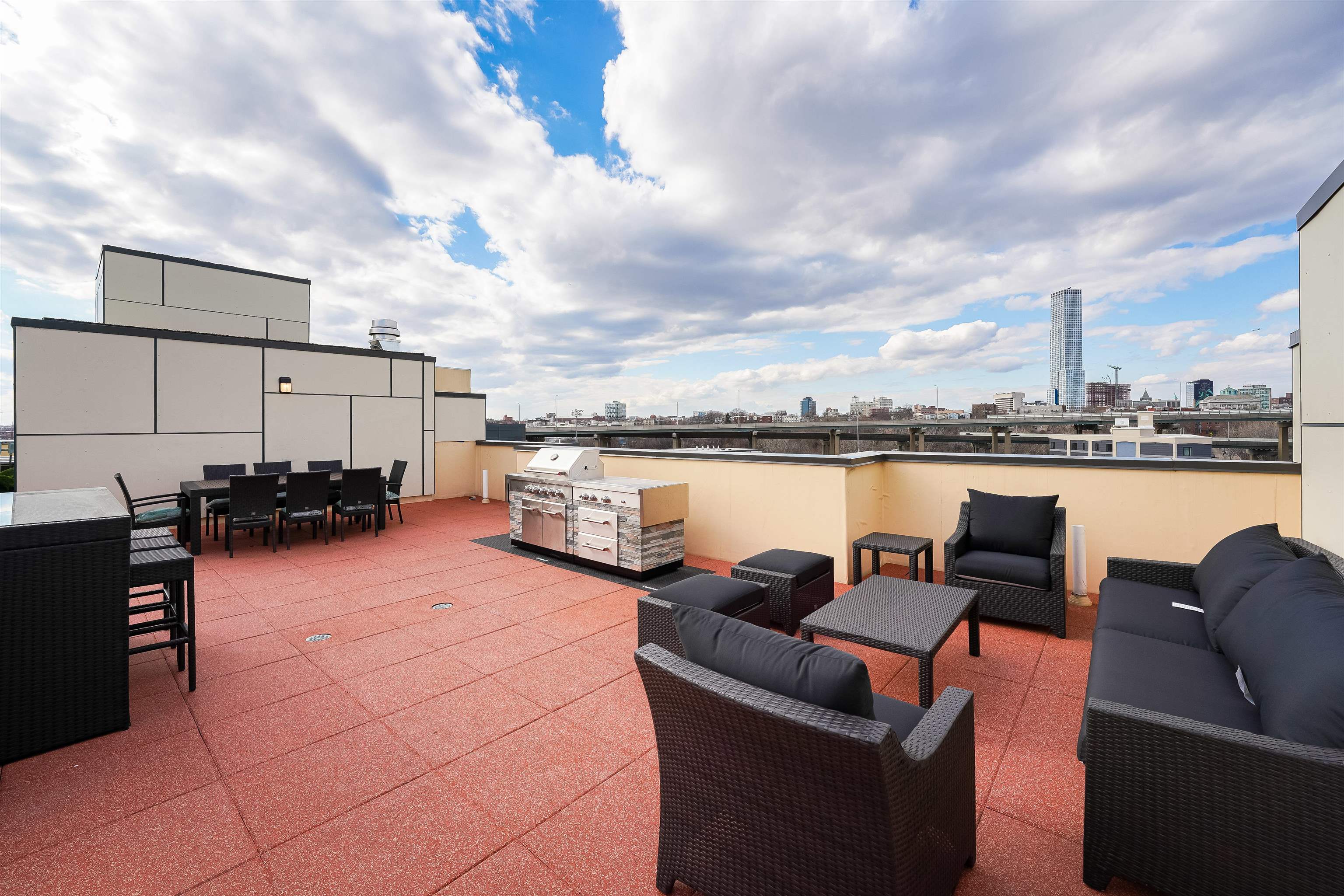 333 NEWARK AVE Unit: 506