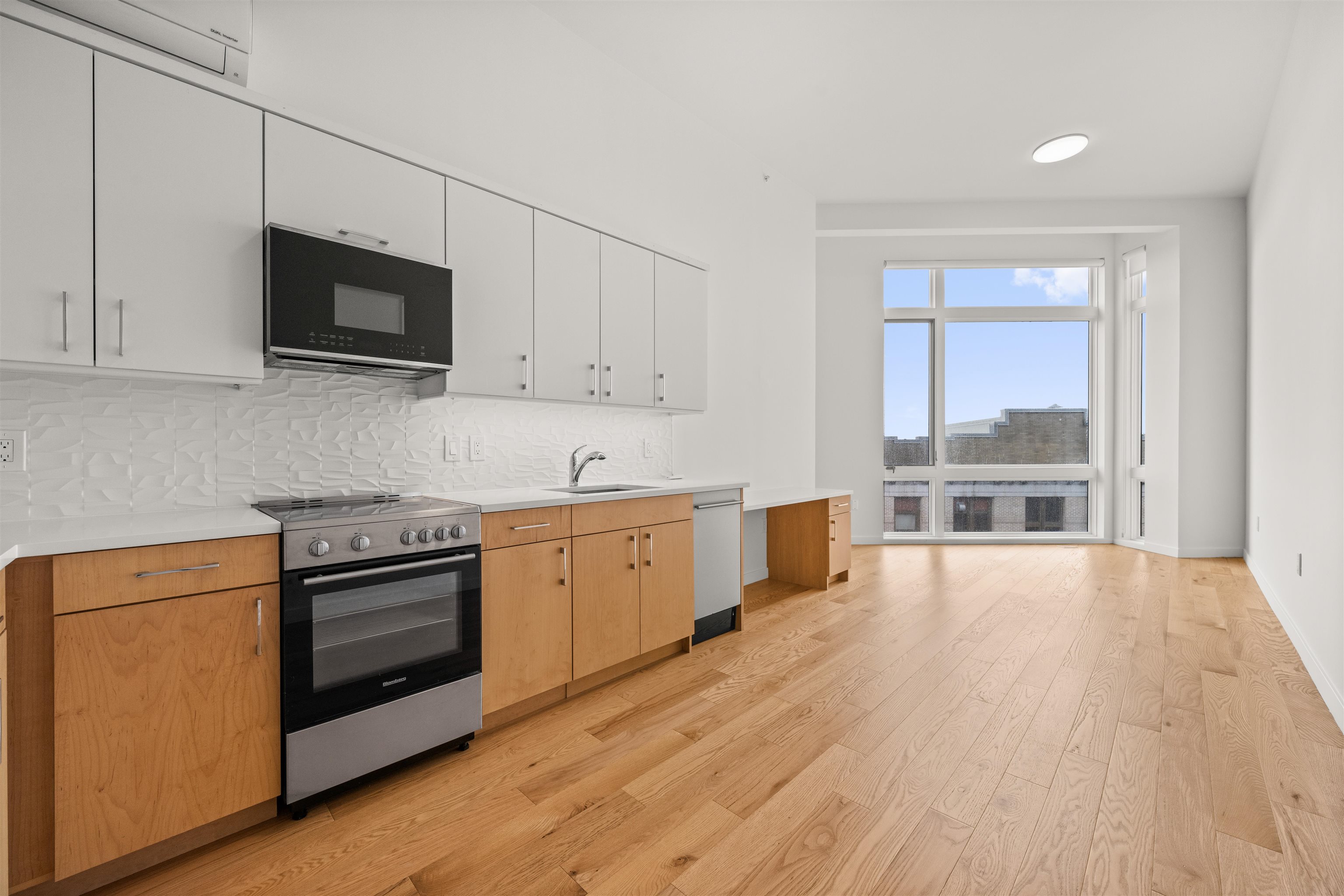333 NEWARK AVE Unit: 506
