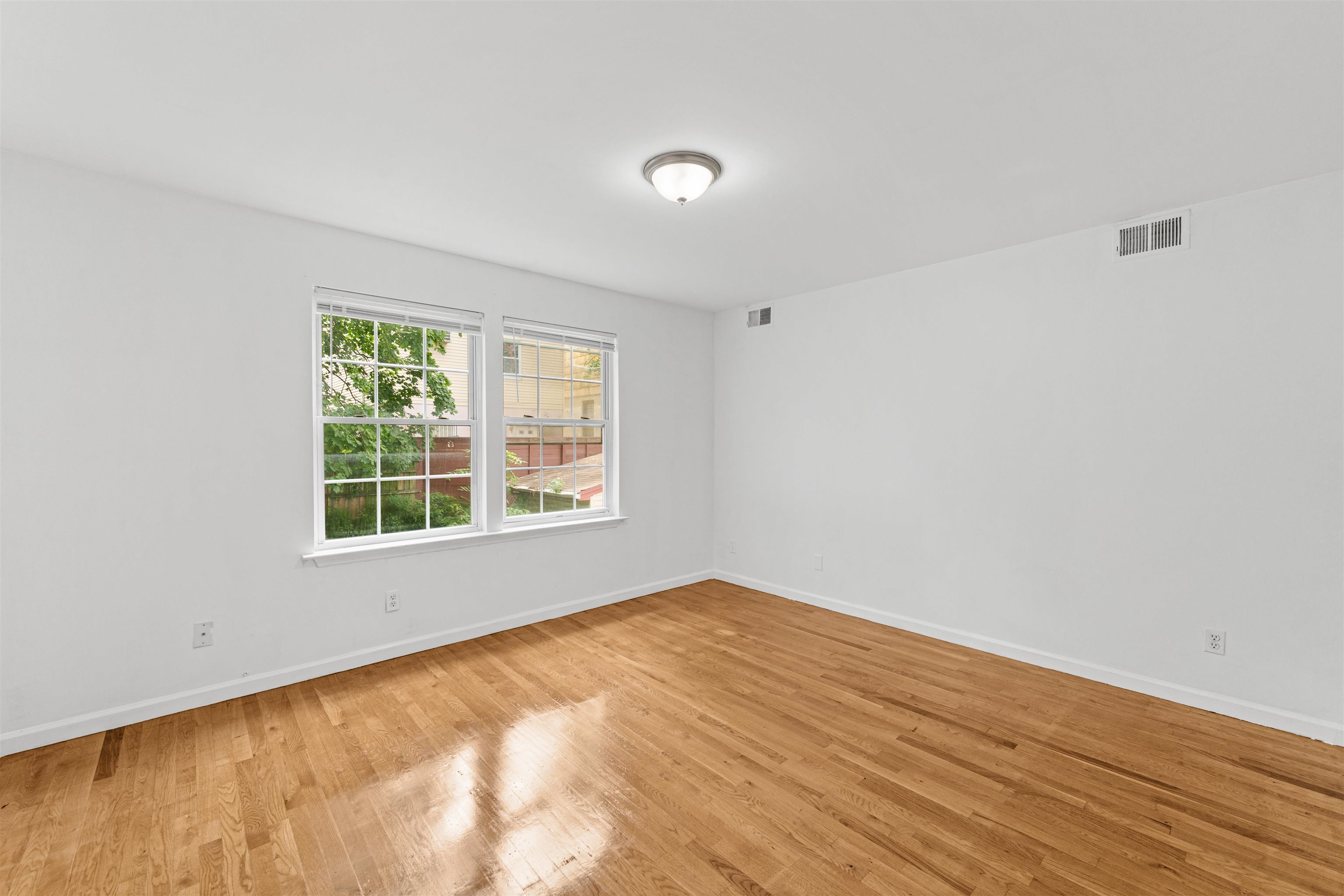 101 HAGUE ST