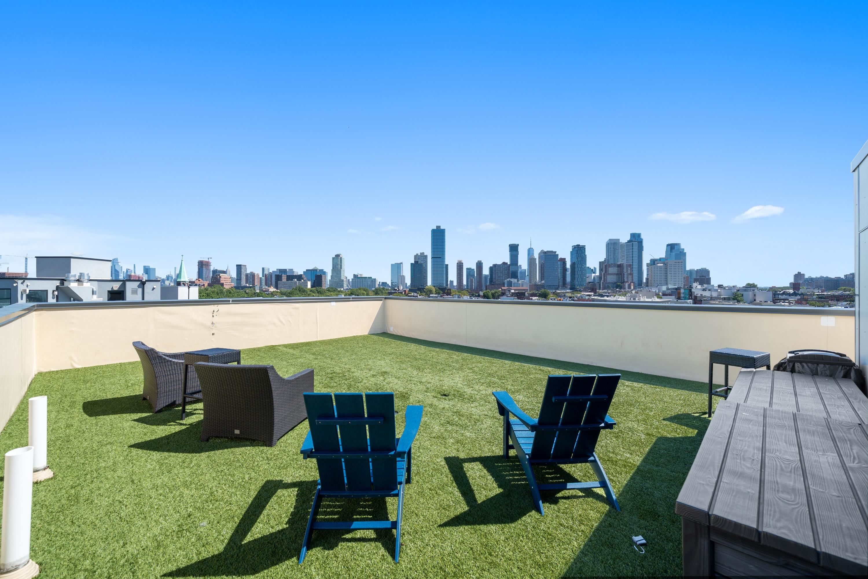 333 NEWARK AVE Unit: 402