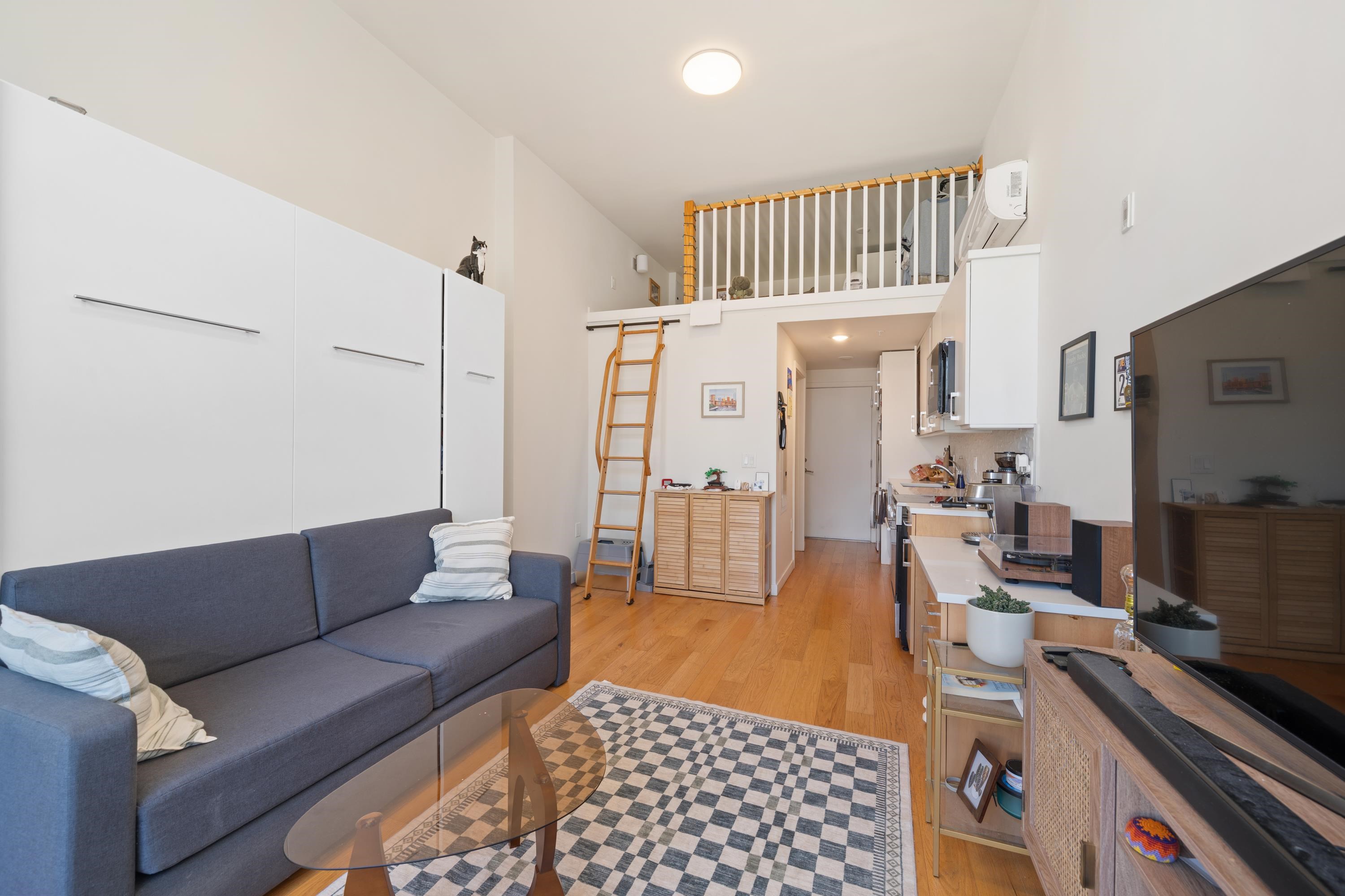 333 NEWARK AVE Unit: 402