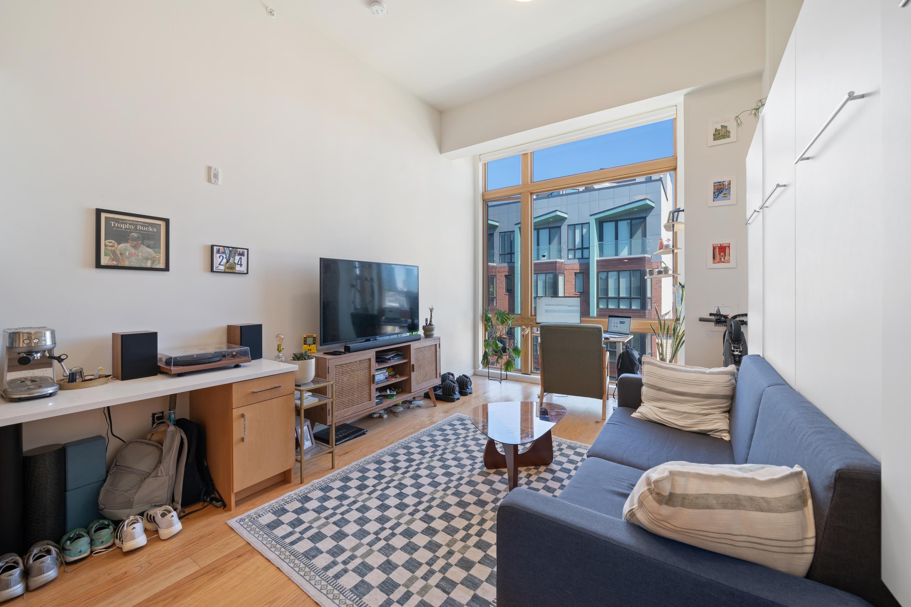 333 NEWARK AVE Unit: 402