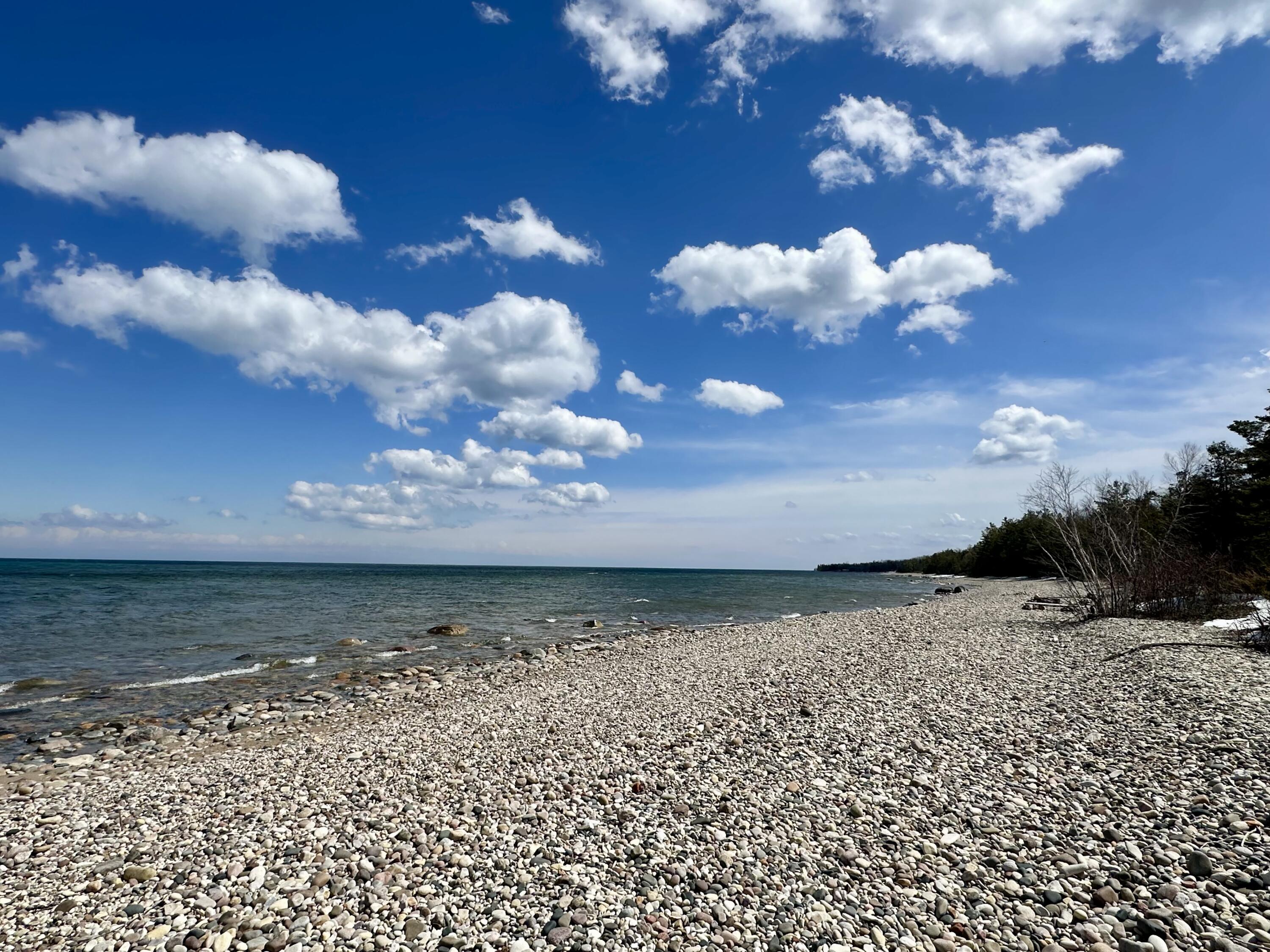 12039 Mackinaw Straits Drive