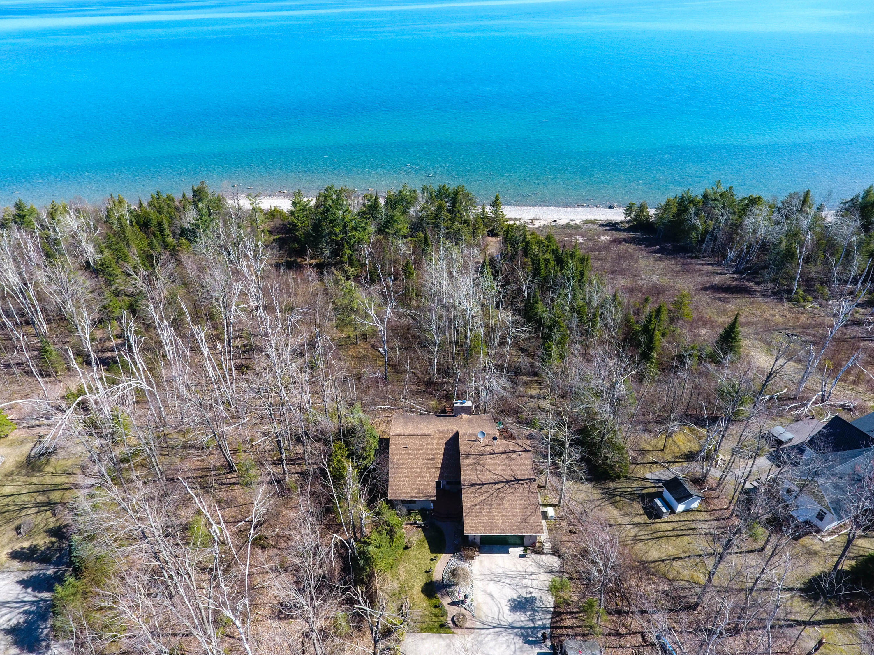12039 Mackinaw Straits Drive