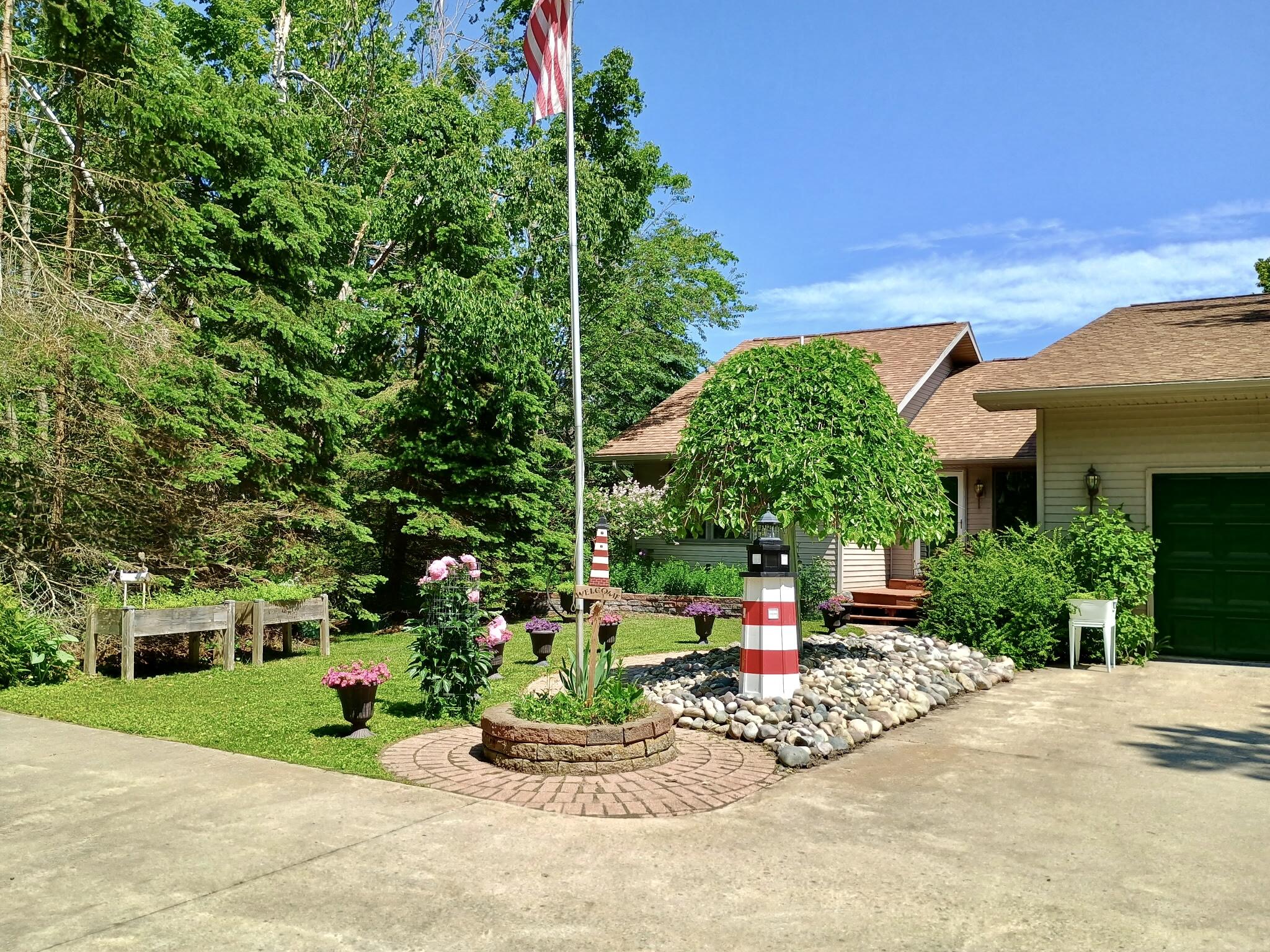 12039 Mackinaw Straits Drive