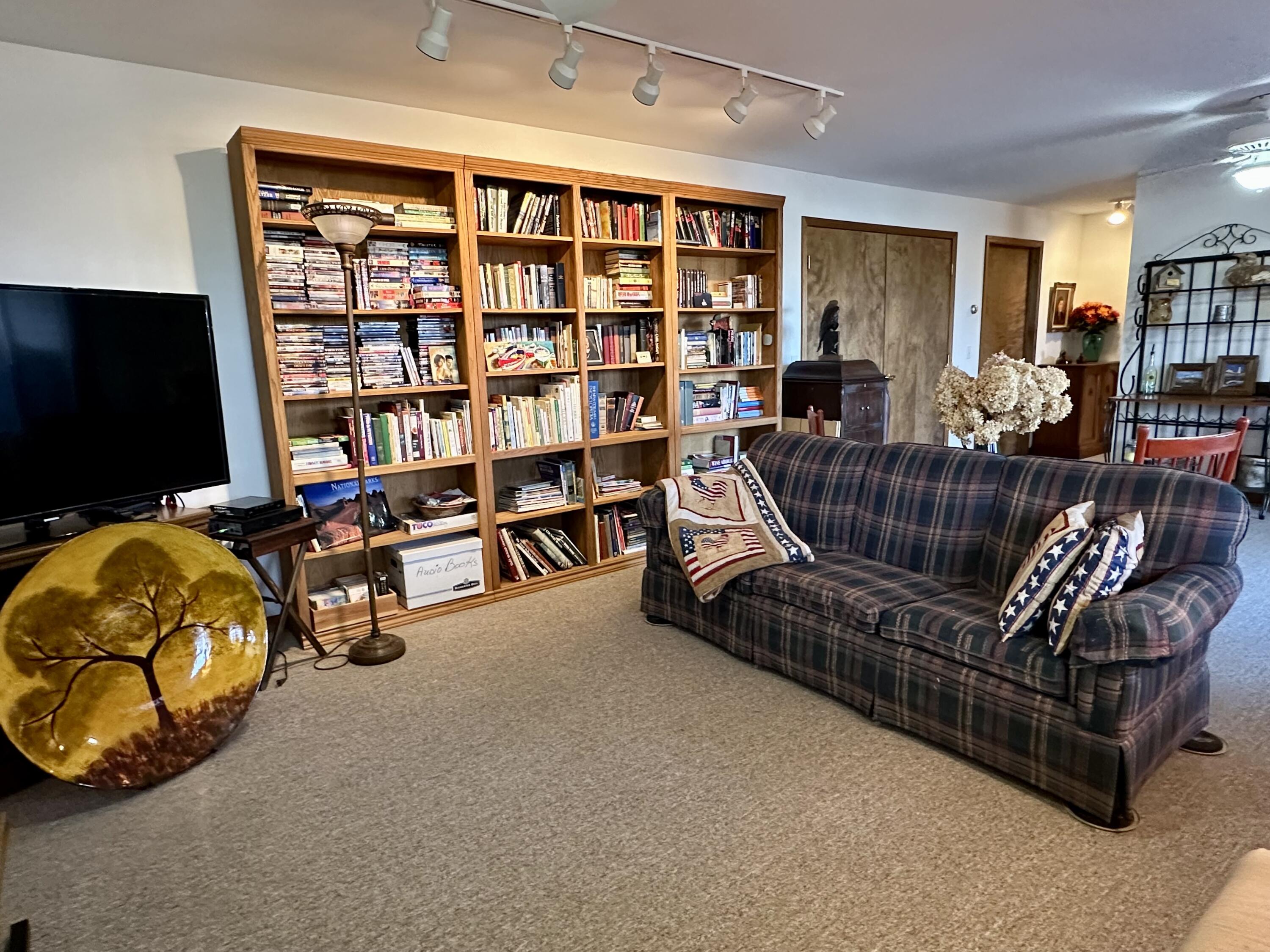 12039 Mackinaw Straits Drive