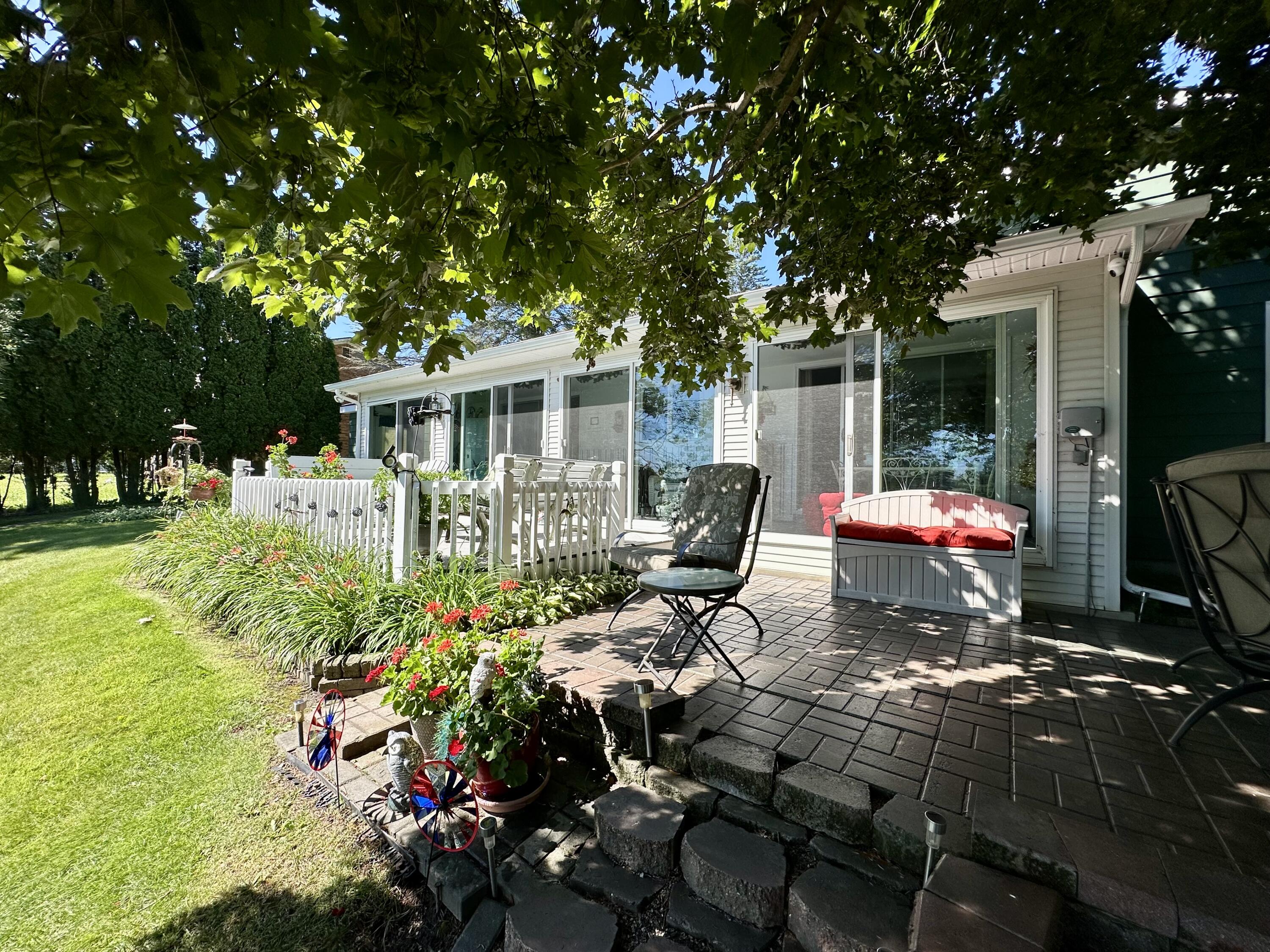 444 Riverside Drive