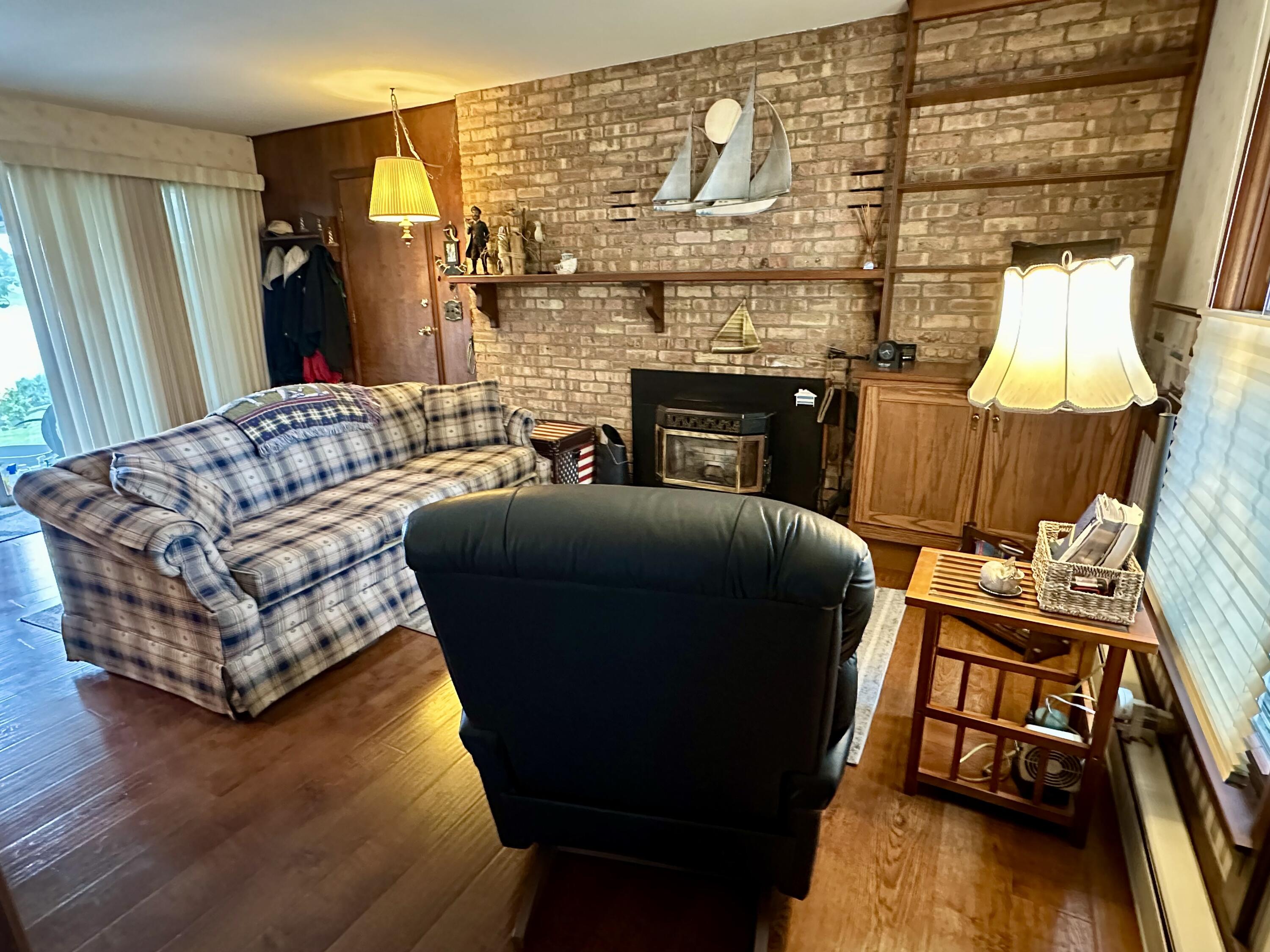 444 Riverside Drive